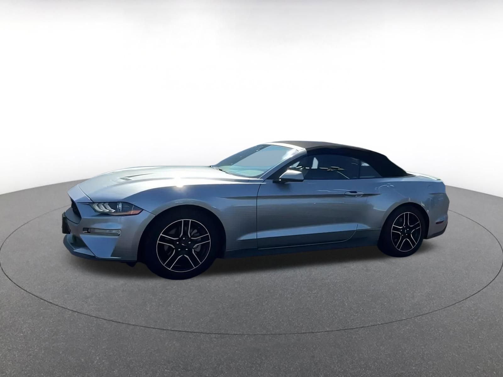2023 Ford Mustang  10
