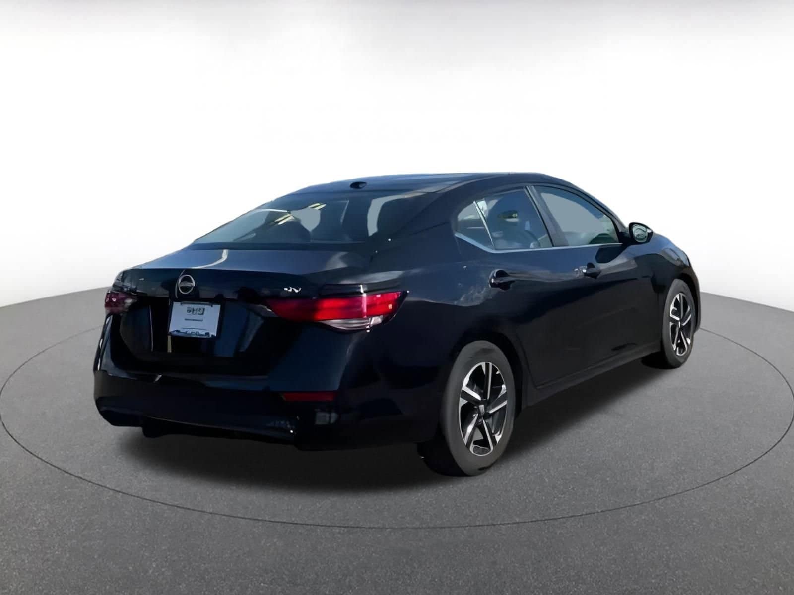 Thumbnail: 2024 Nissan Sentra - 11