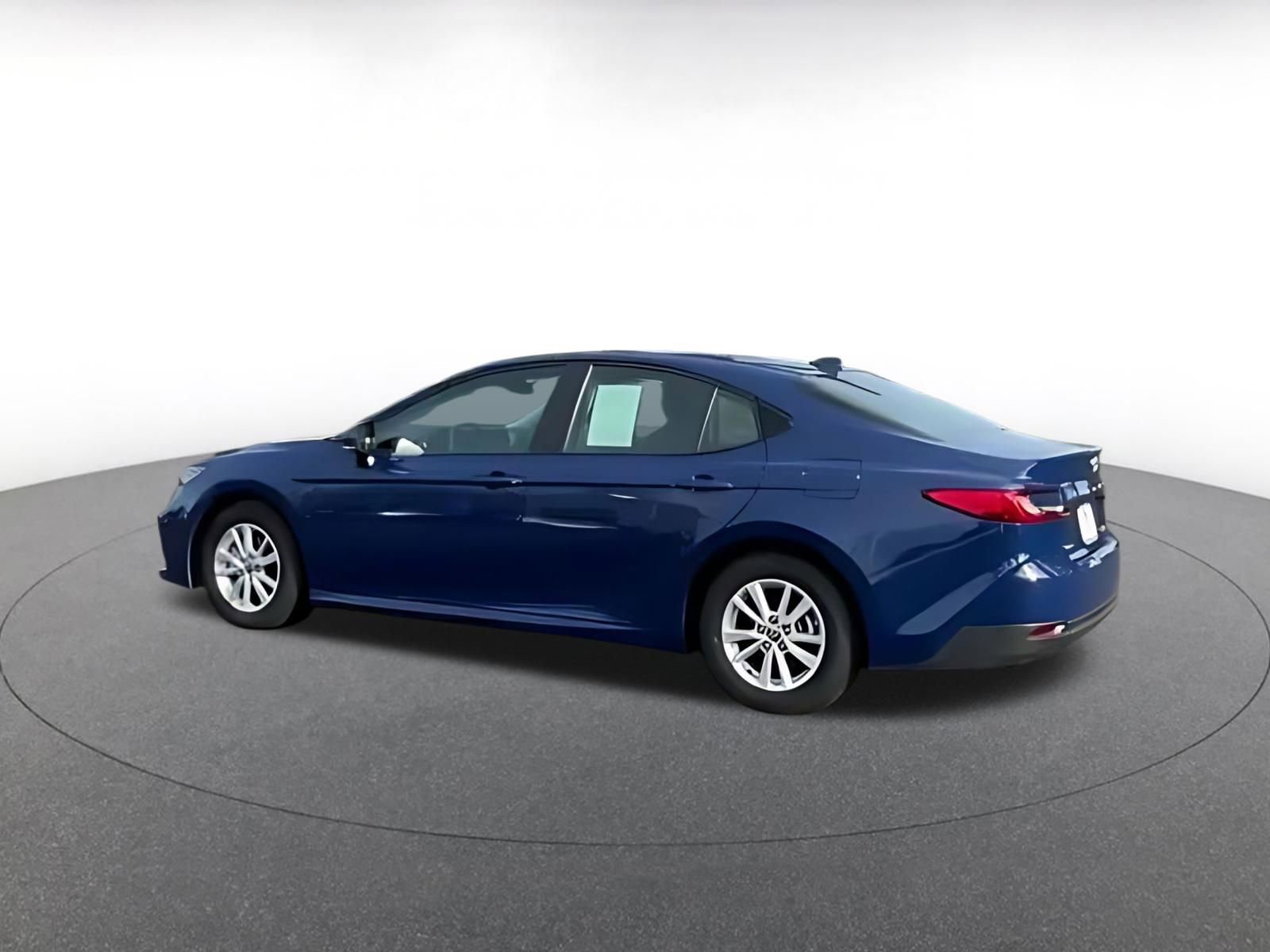 Thumbnail: 2025 Toyota Camry - 15
