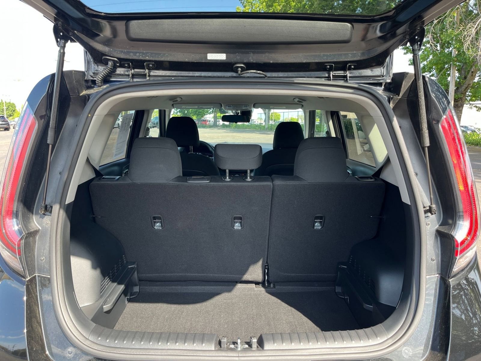 2024 Kia Soul LX 29