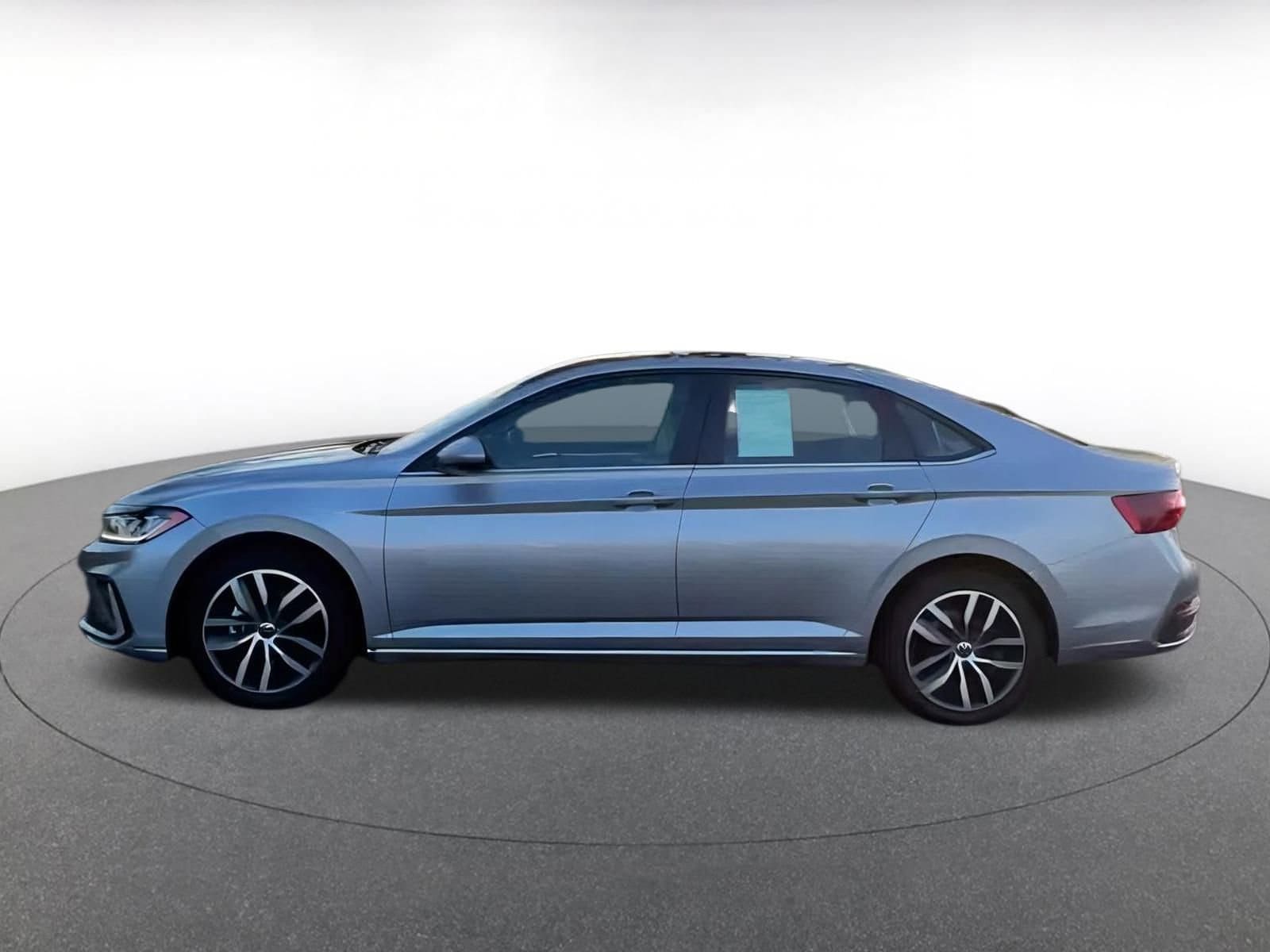 Thumbnail: 2025 Volkswagen Jetta - 10