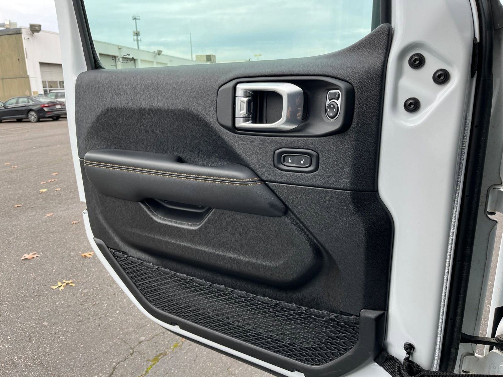 Thumbnail: 2025 Jeep Wrangler - 20