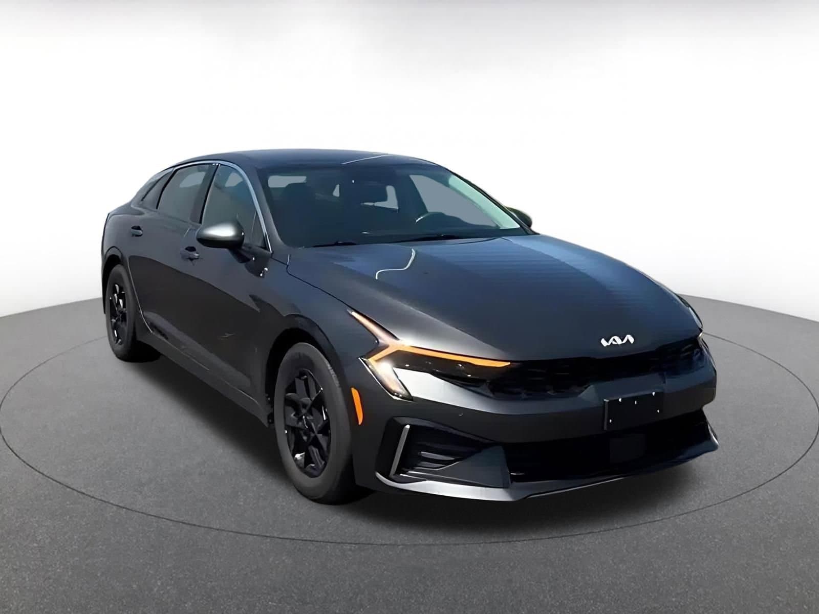Thumbnail: 2025 Kia K5 - 3