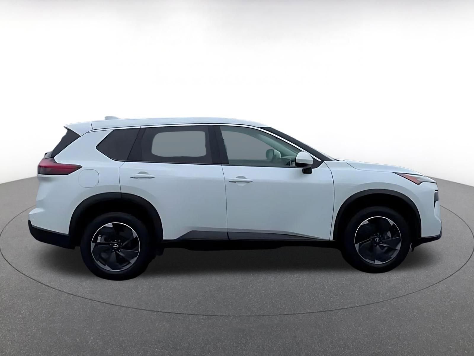 Thumbnail: 2025 Nissan Rogue - 15