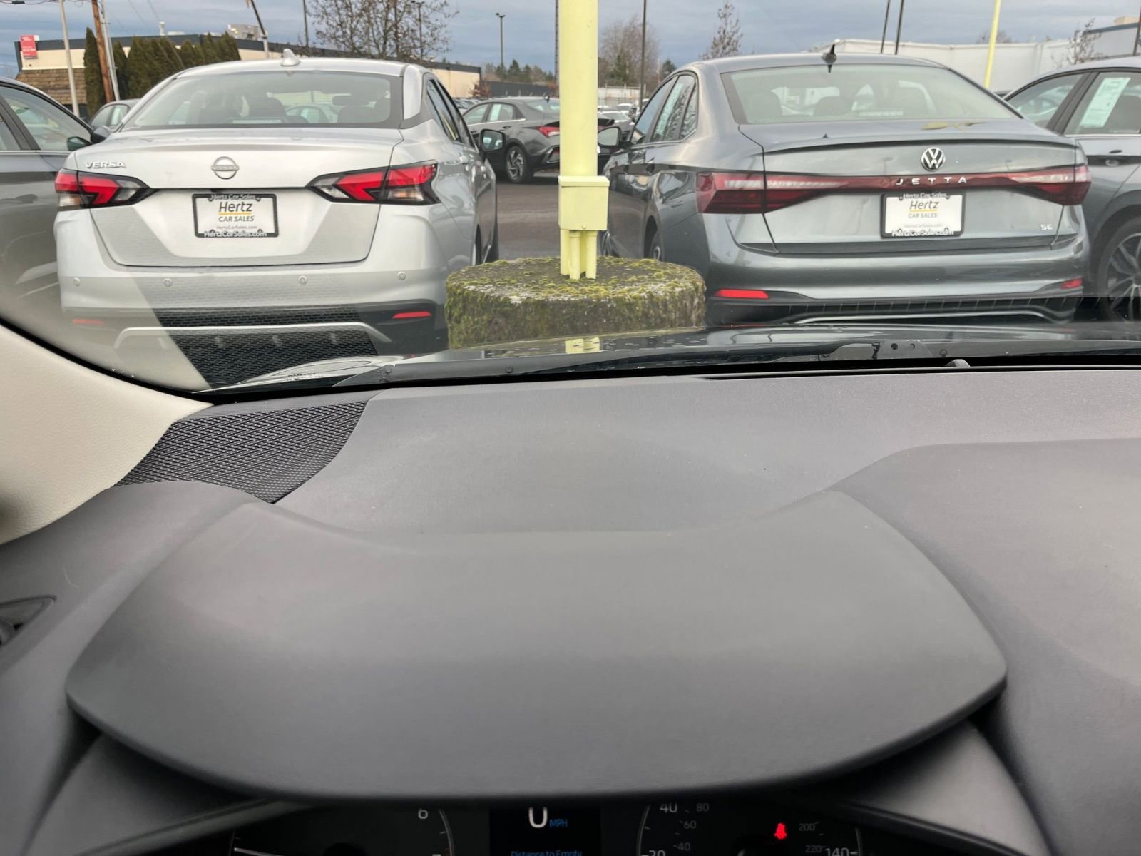 Thumbnail: 2023 Toyota Corolla - 32