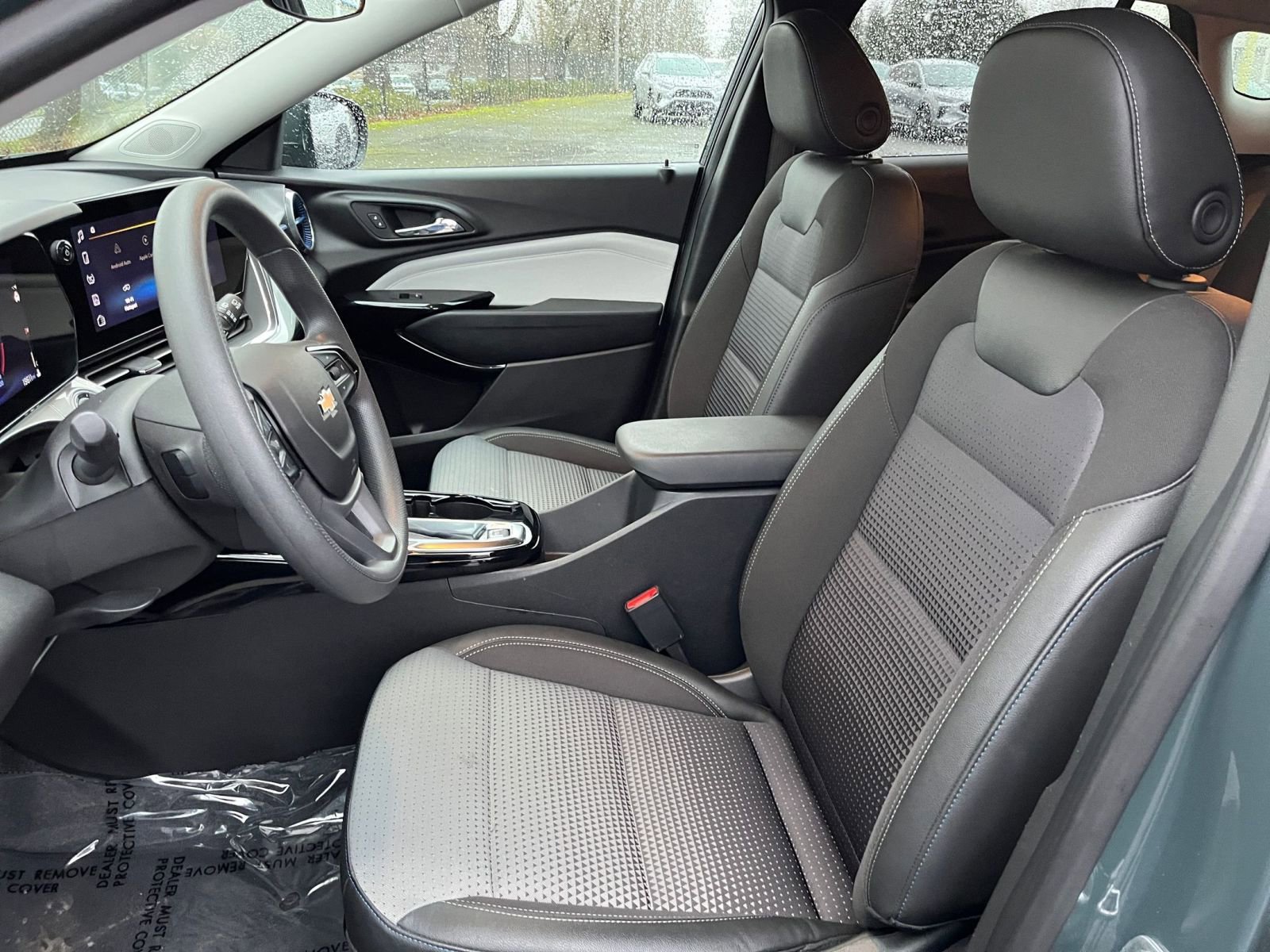 Thumbnail: 2025 Chevrolet Trax - 34