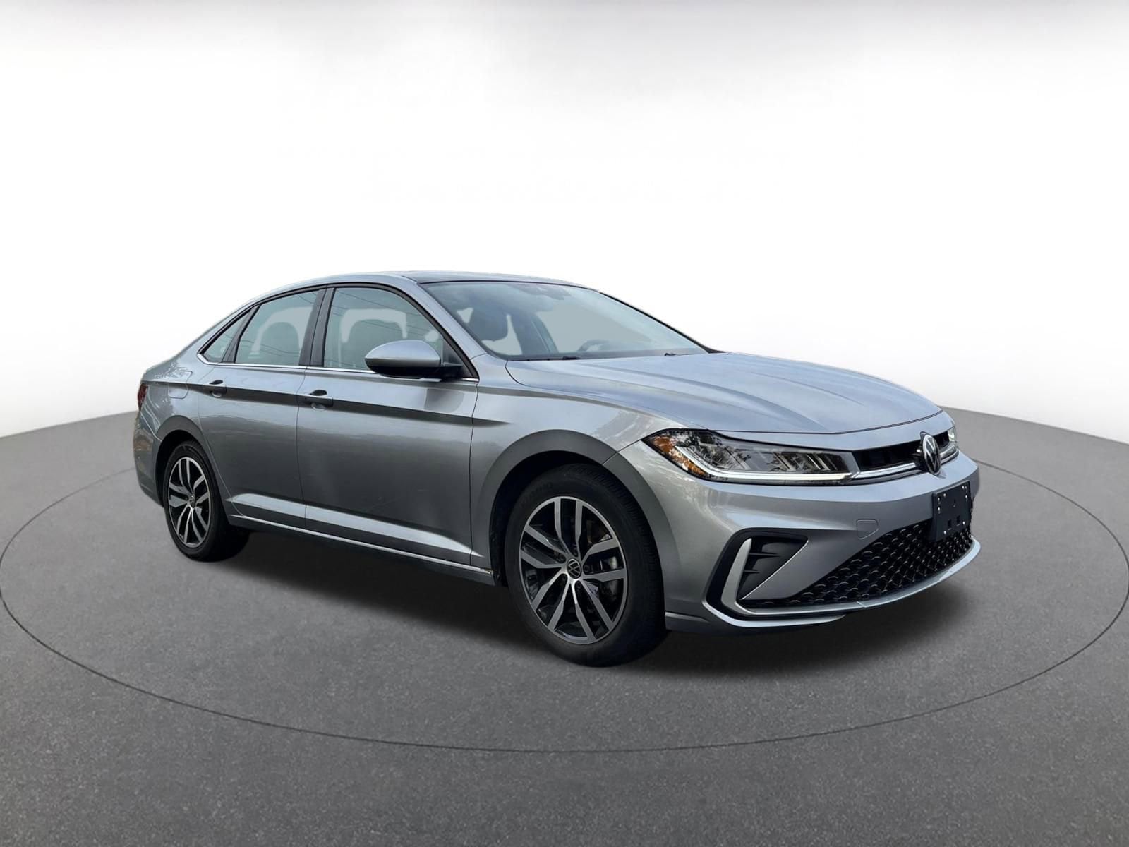 Thumbnail: 2025 Volkswagen Jetta - 1