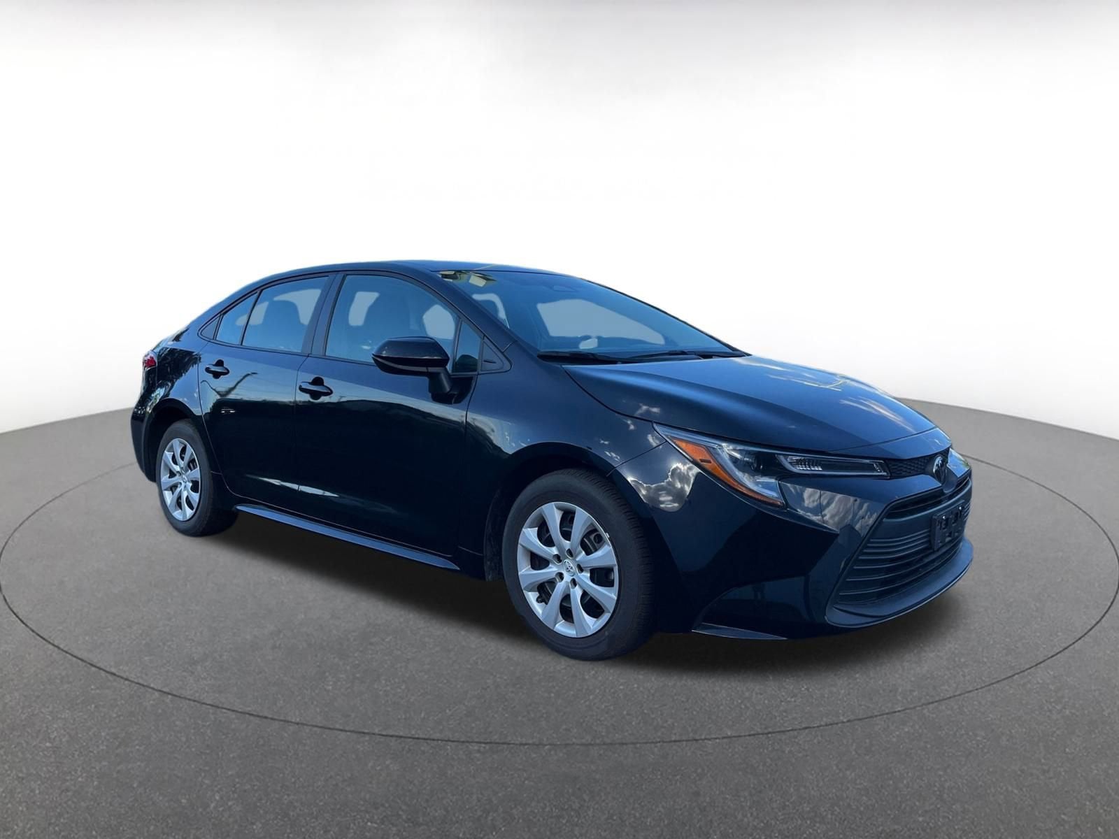 Thumbnail: 2024 Toyota Corolla - 1