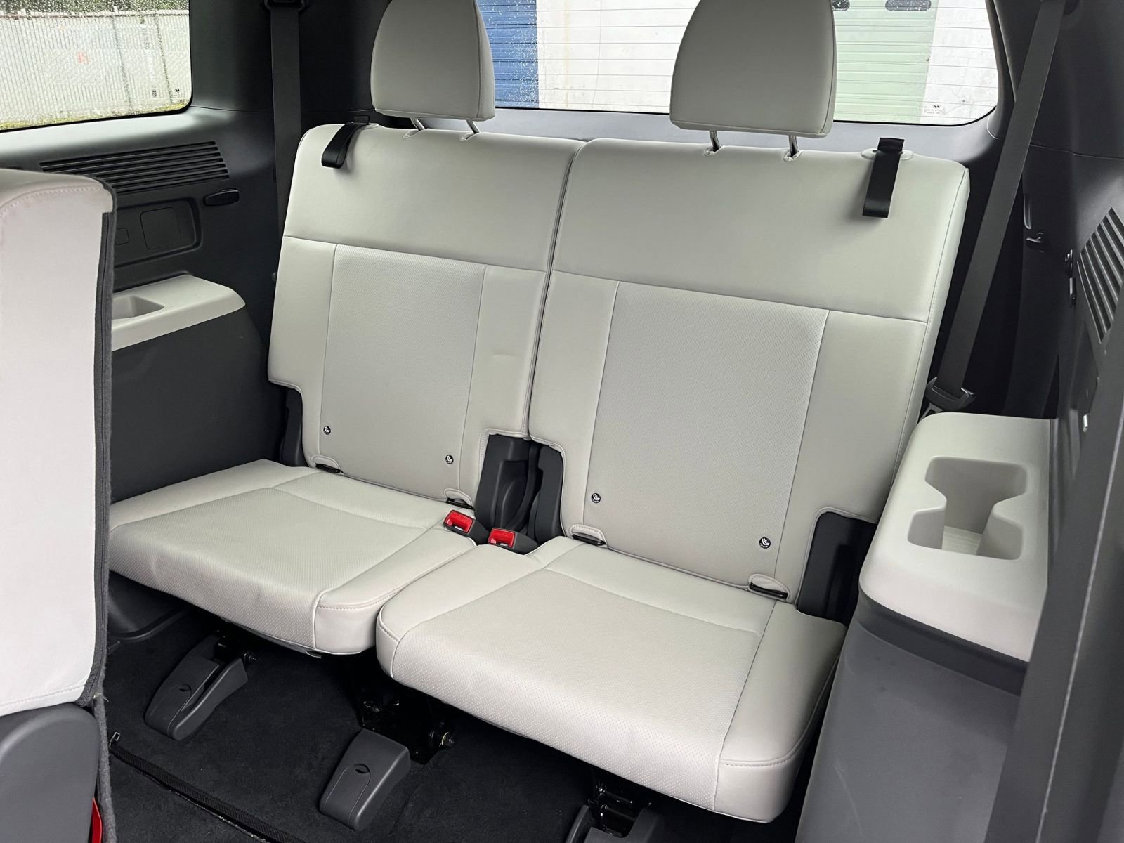 Thumbnail: 2025 Hyundai Santa Fe - 31