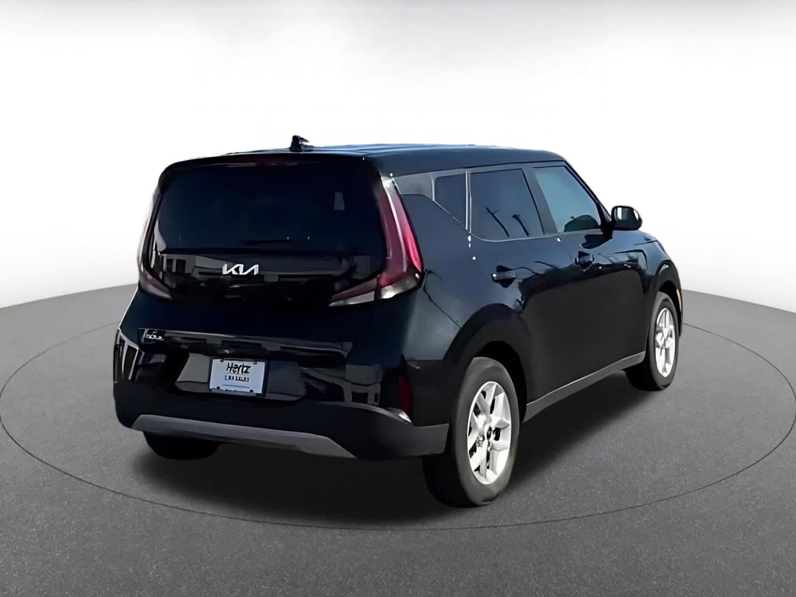 Thumbnail: 2025 Kia Soul - 10