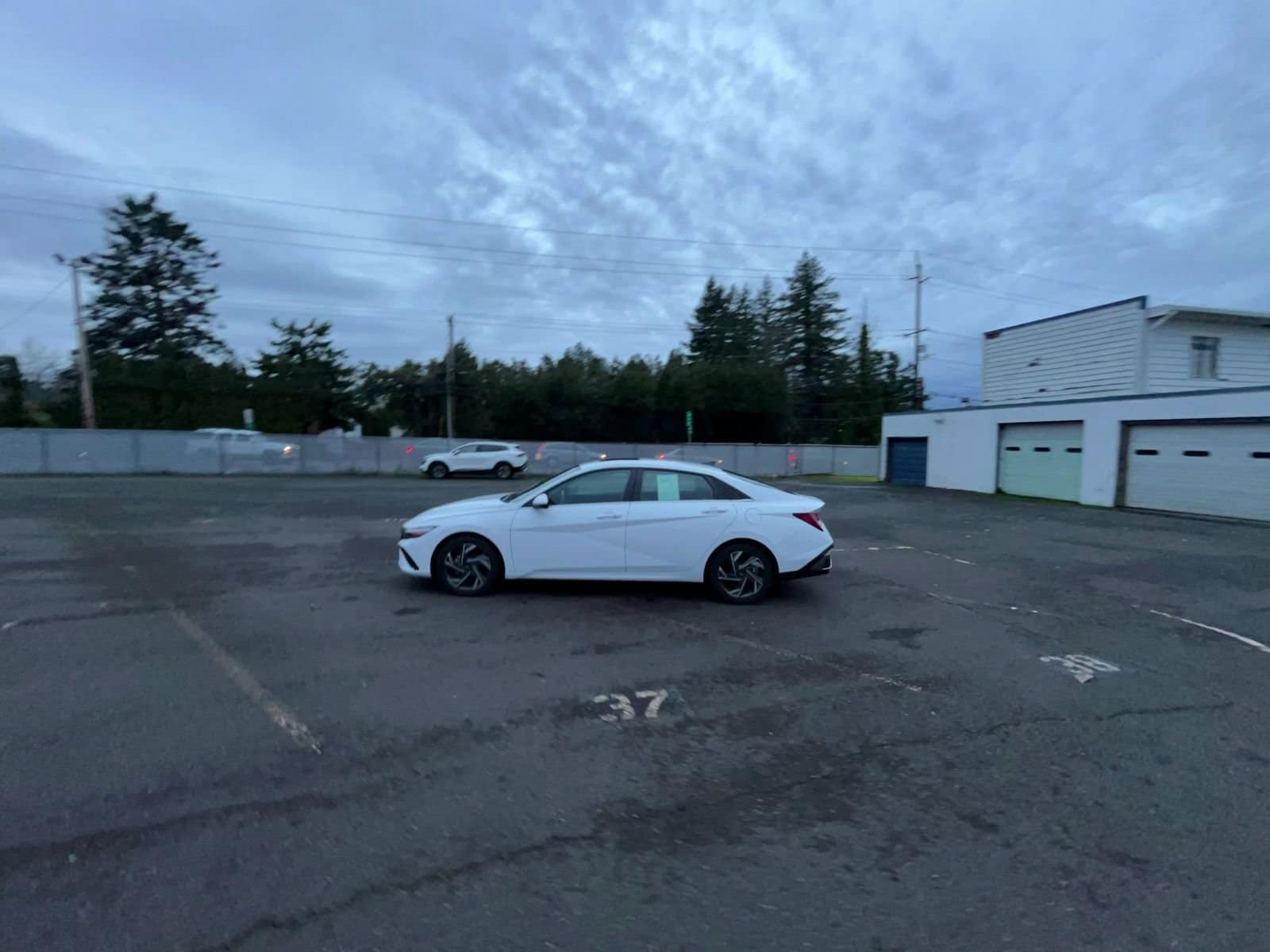 Thumbnail: 2025 Hyundai Elantra - 14