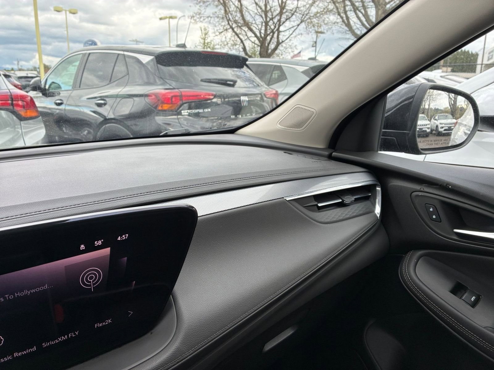 Thumbnail: 2025 Buick Encore GX - 34