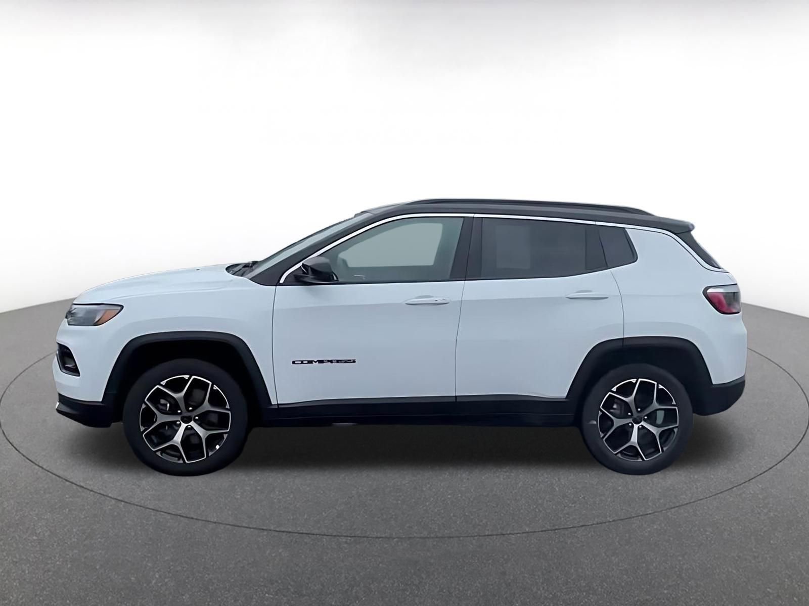 Thumbnail: 2025 Jeep Compass - 9