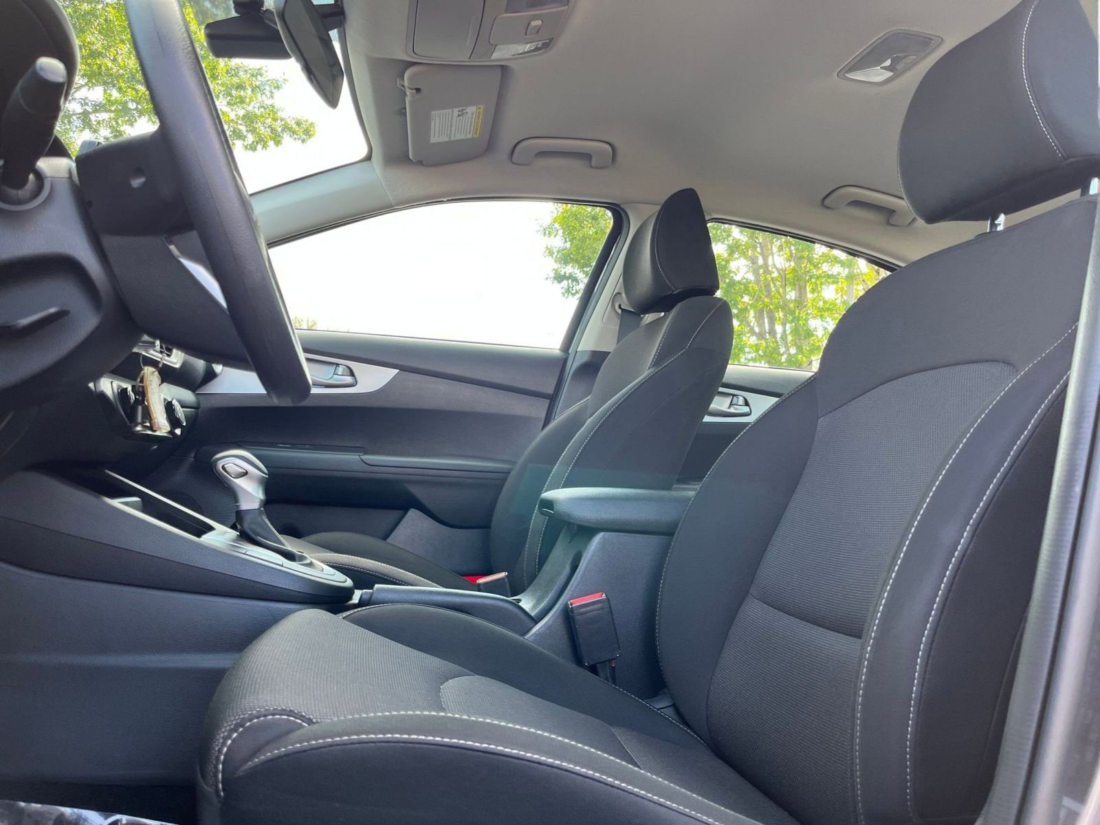 Thumbnail: 2024 Kia Forte - 25