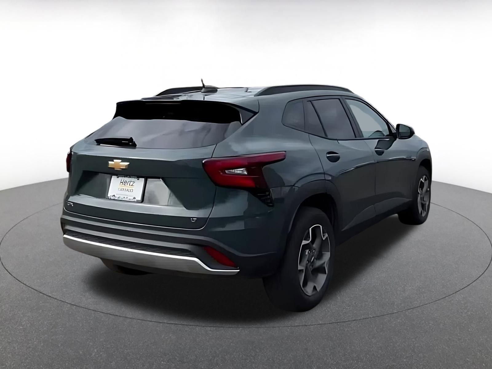 Thumbnail: 2025 Chevrolet Trax - 14