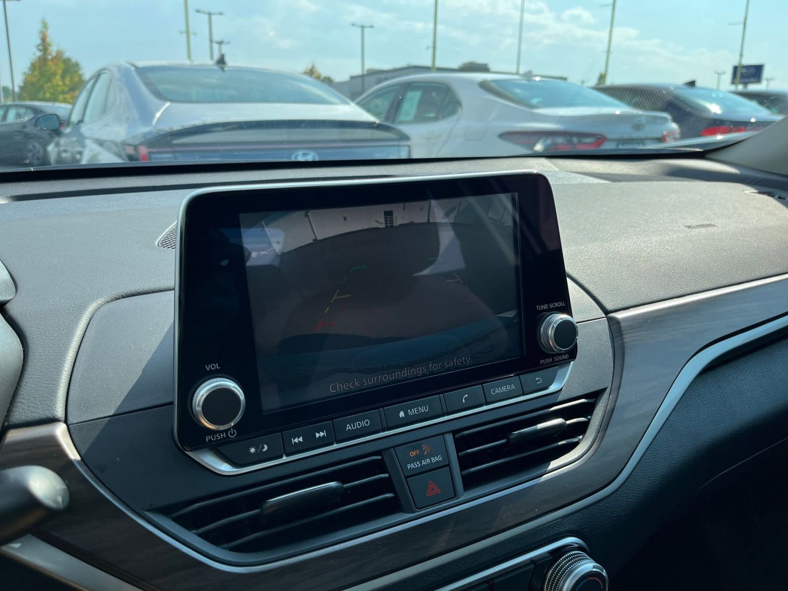 Thumbnail: 2023 Nissan Altima - 17