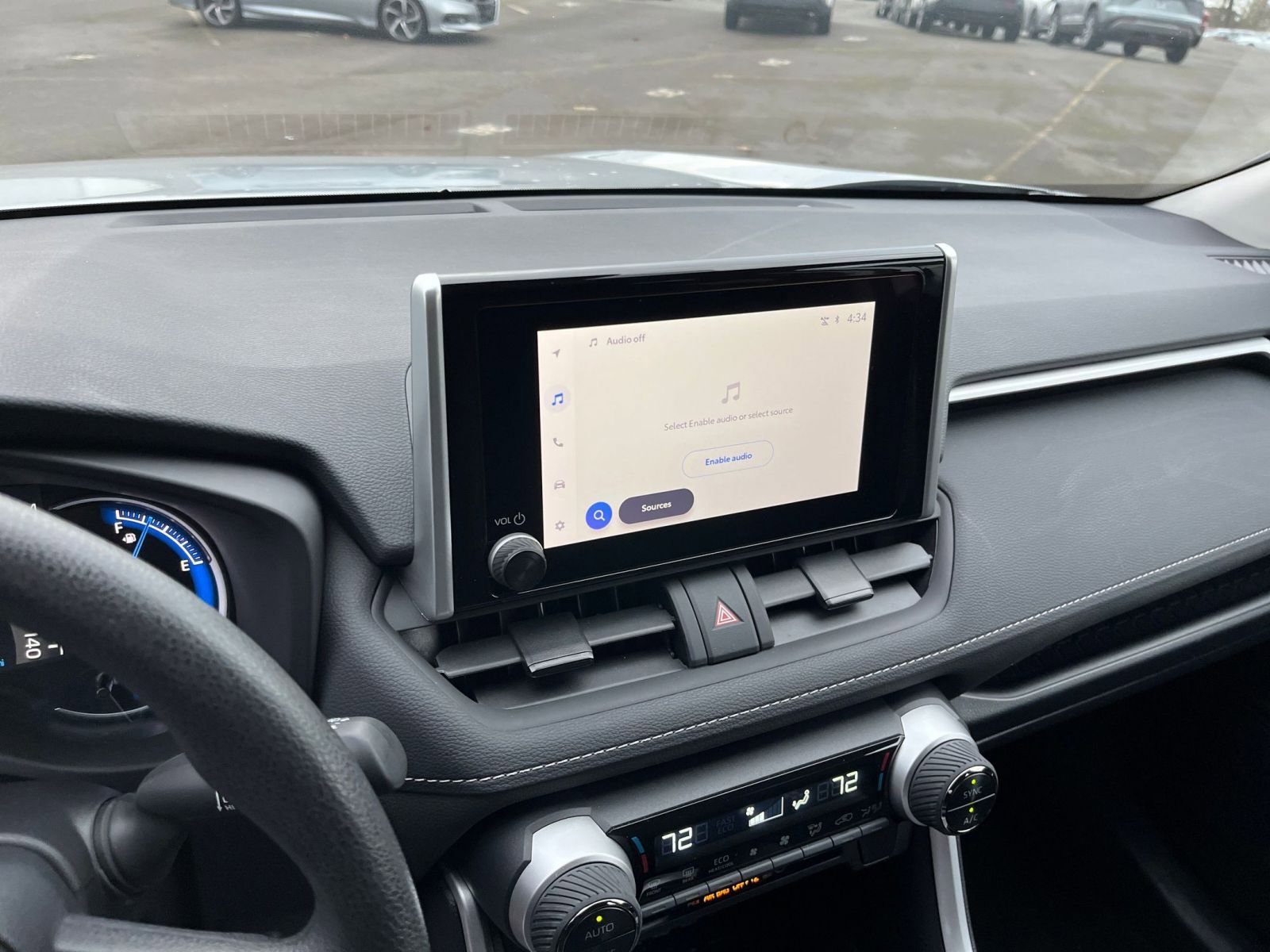 Thumbnail: 2025 Toyota RAV4 - 18