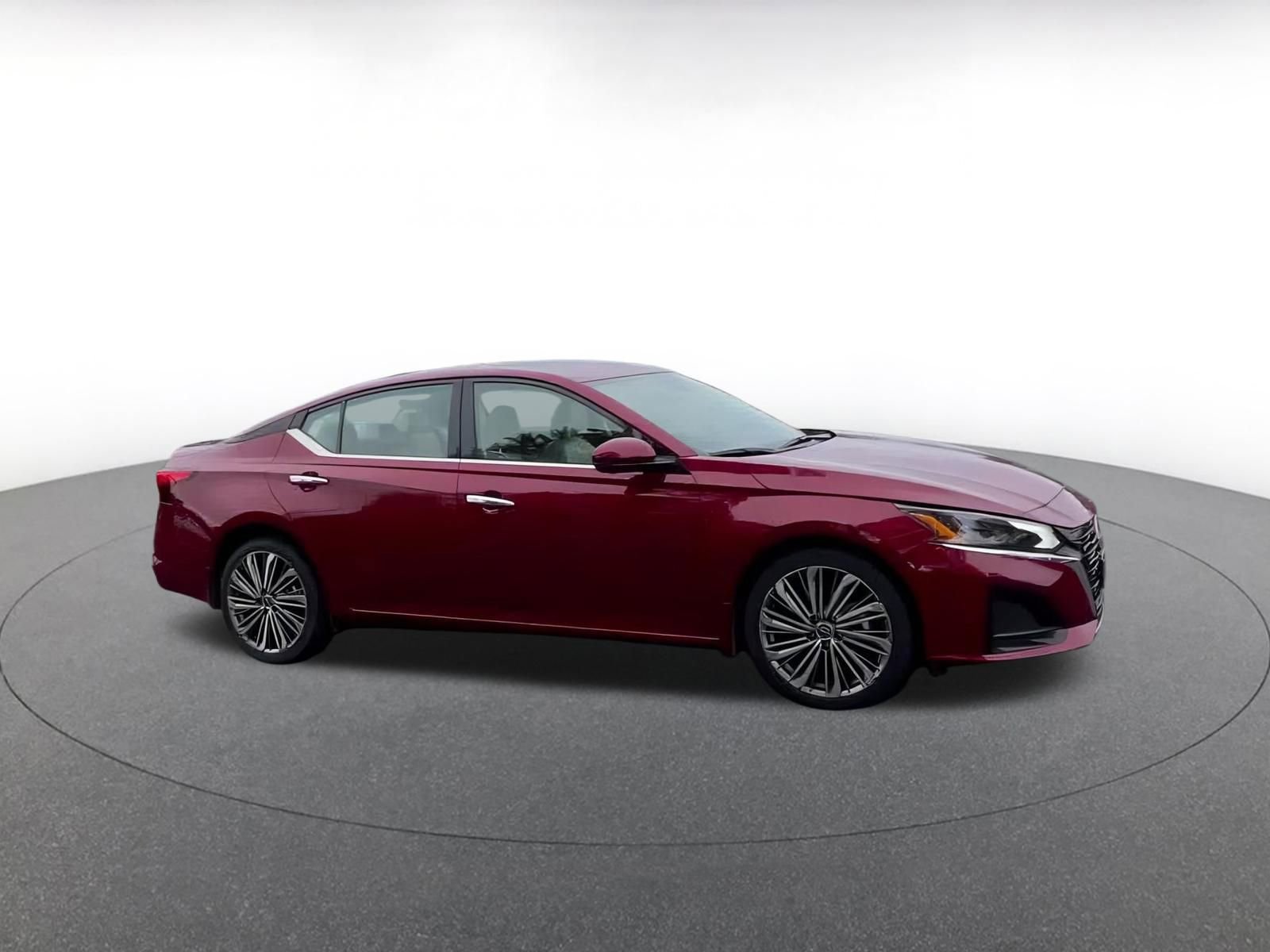 Thumbnail: 2024 Nissan Altima - 2