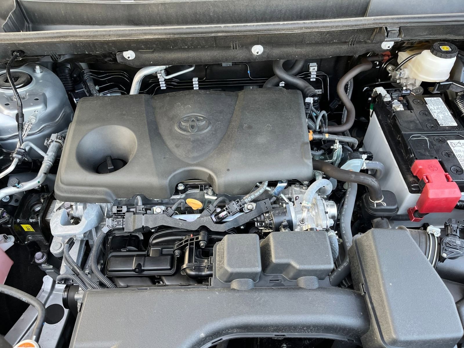 Thumbnail: 2025 Toyota RAV4 - 32