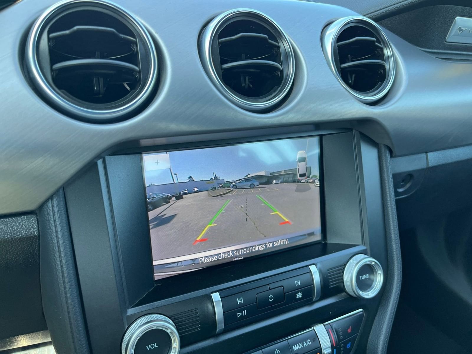 2023 Ford Mustang  17