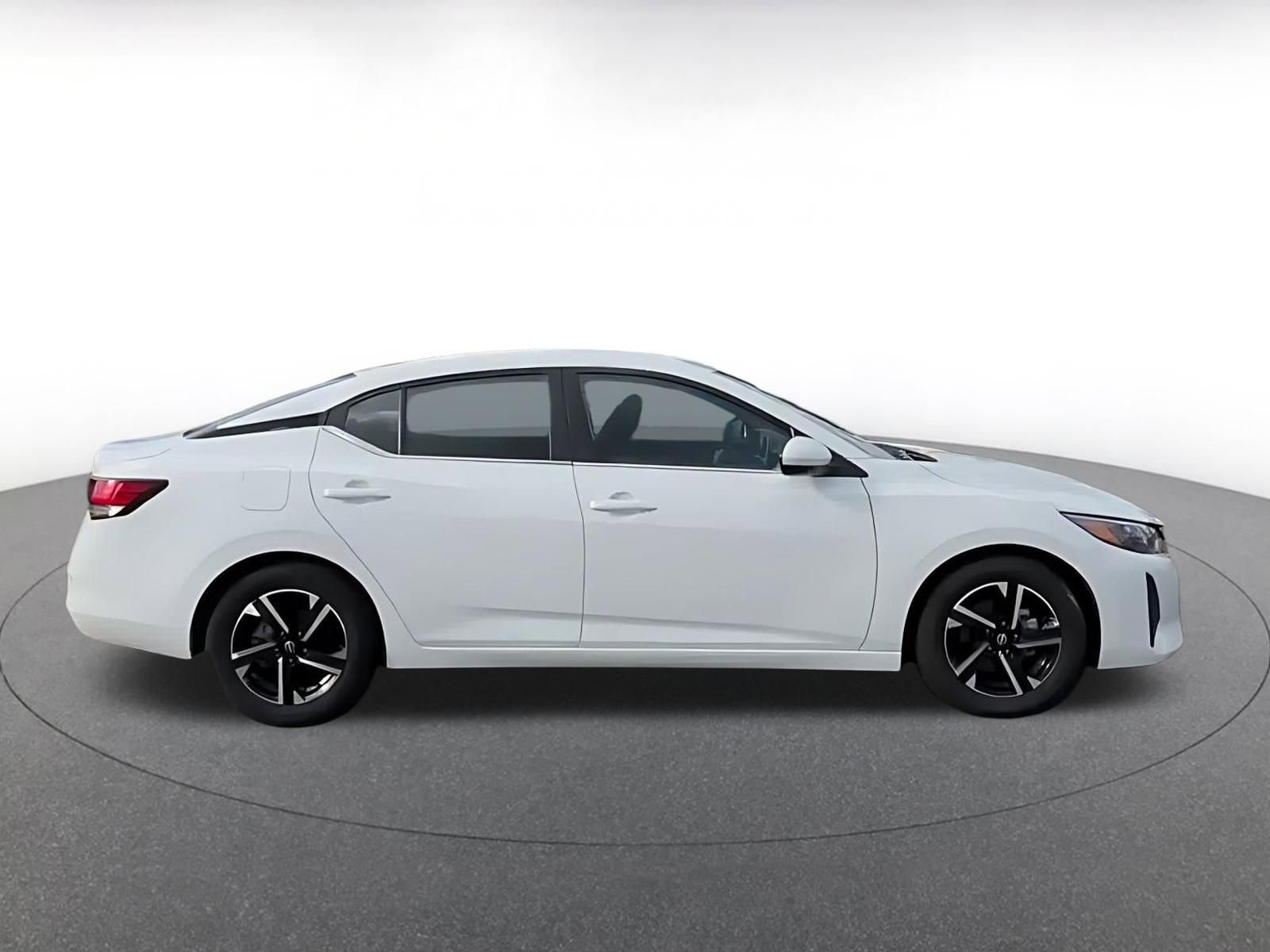 Thumbnail: 2025 Nissan Sentra - 15