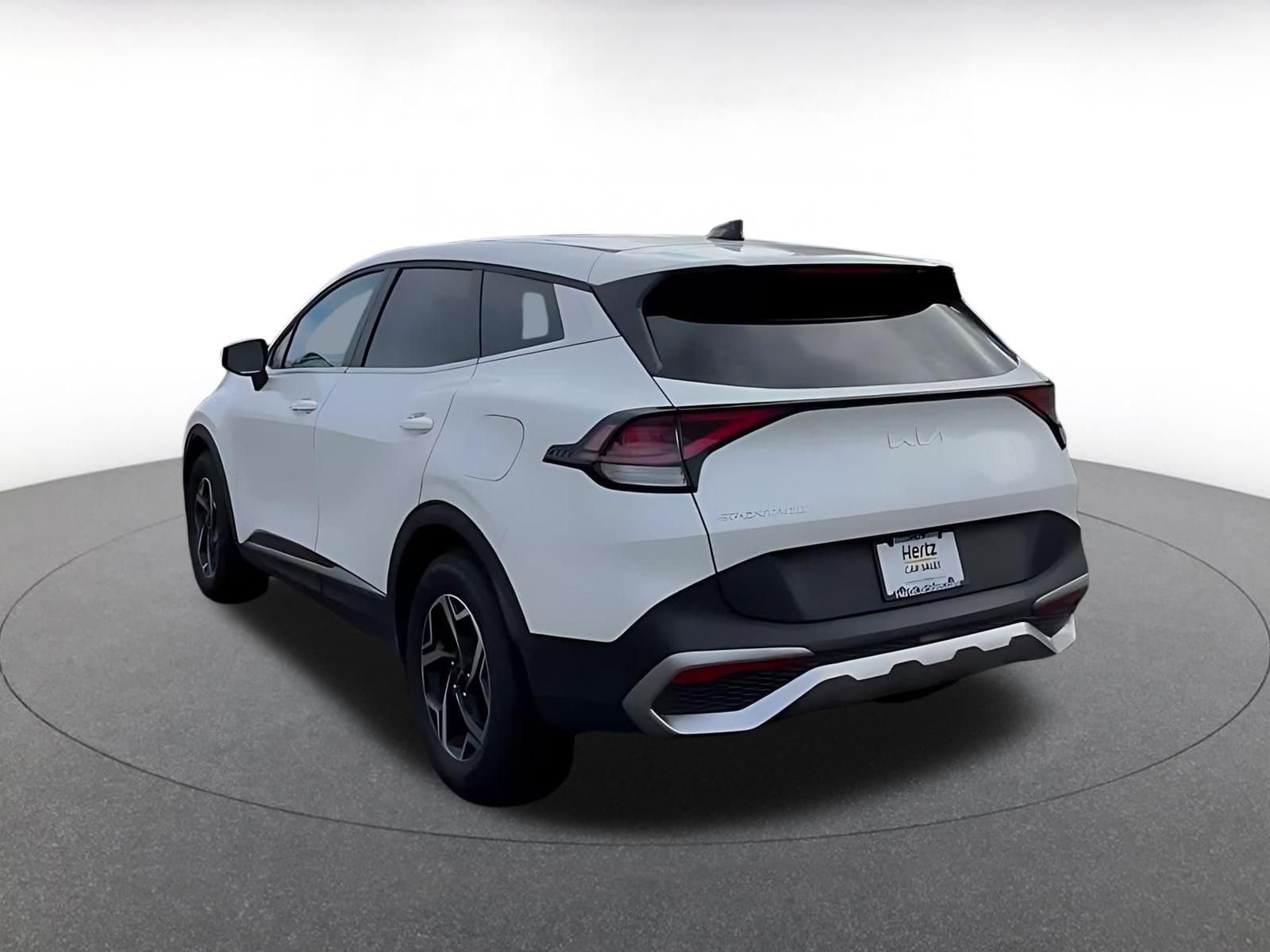 Thumbnail: 2024 Kia Sportage - 10