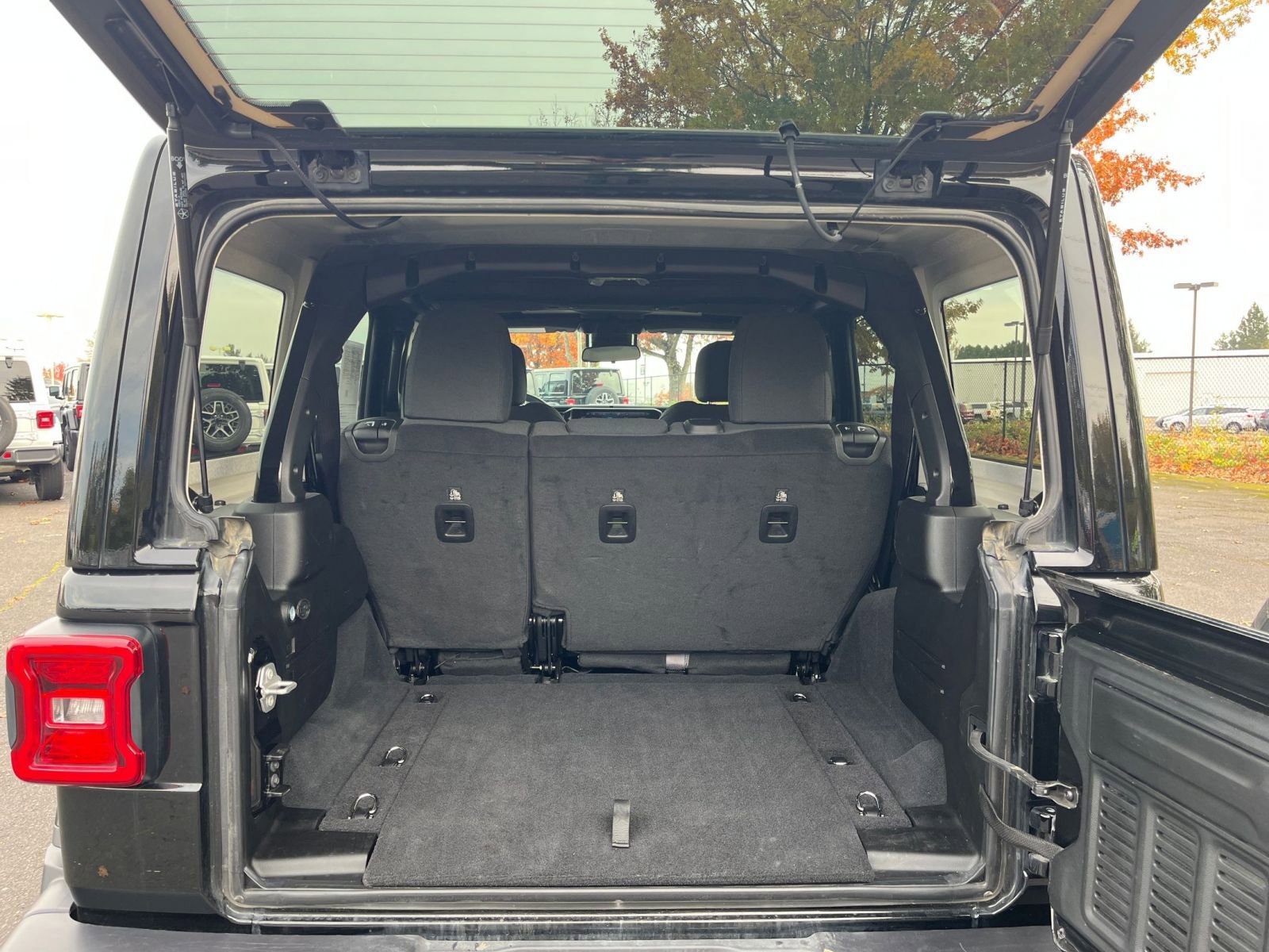 Thumbnail: 2025 Jeep Wrangler - 30