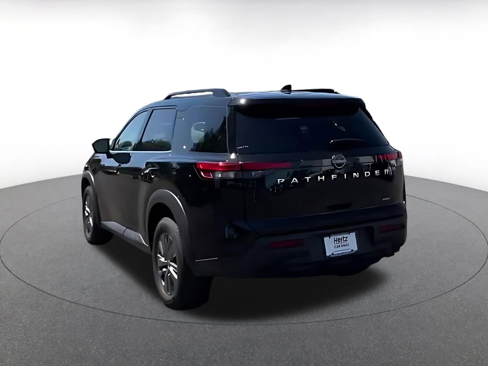 Thumbnail: 2025 Nissan Pathfinder - 10