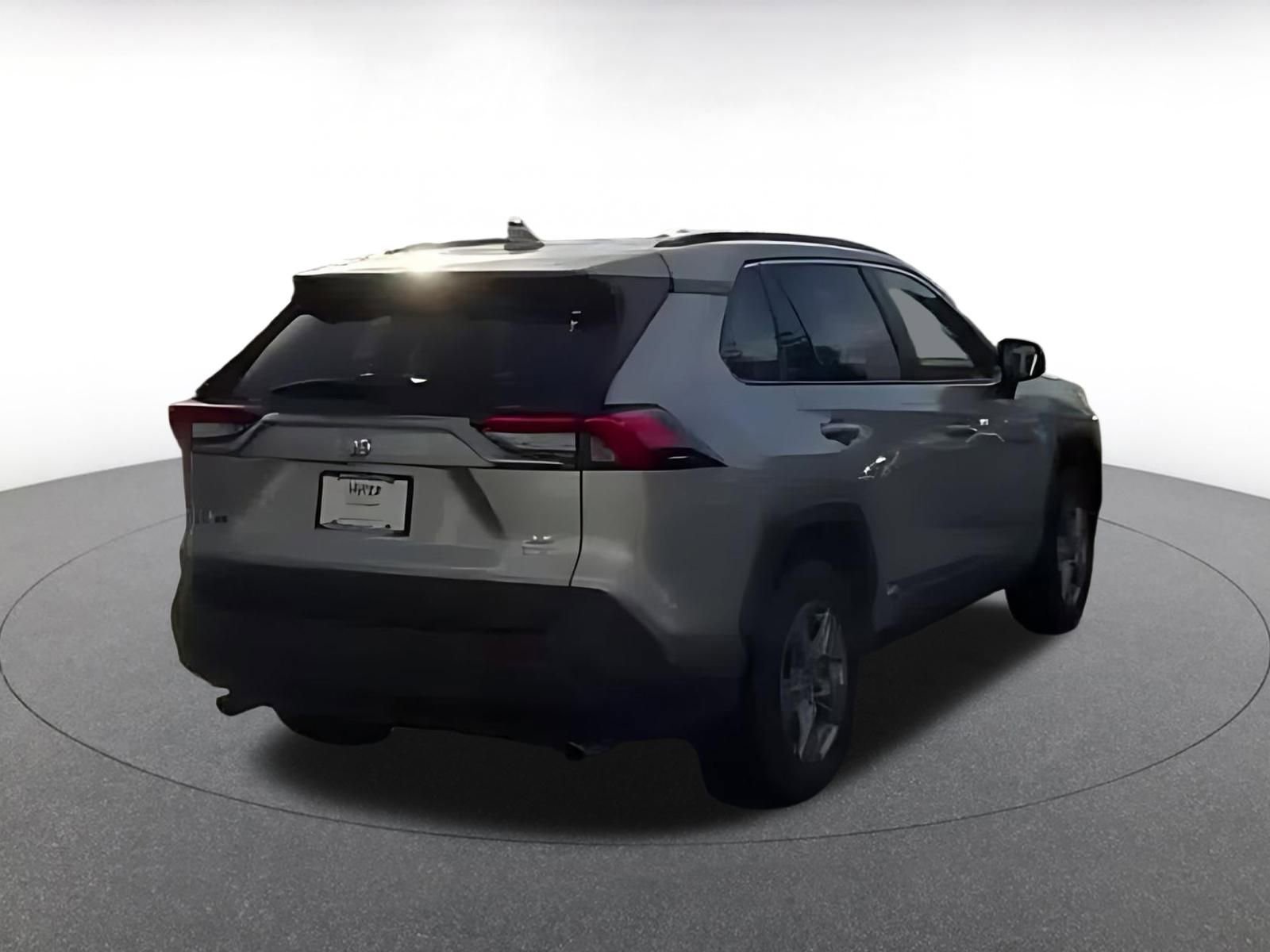 Thumbnail: 2025 Toyota RAV4 - 12