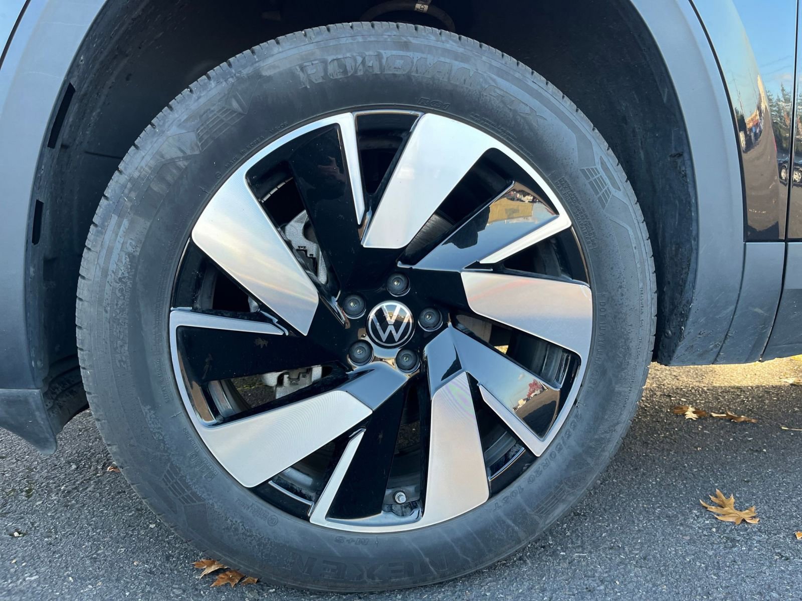 Thumbnail: 2025 Volkswagen Atlas - 30