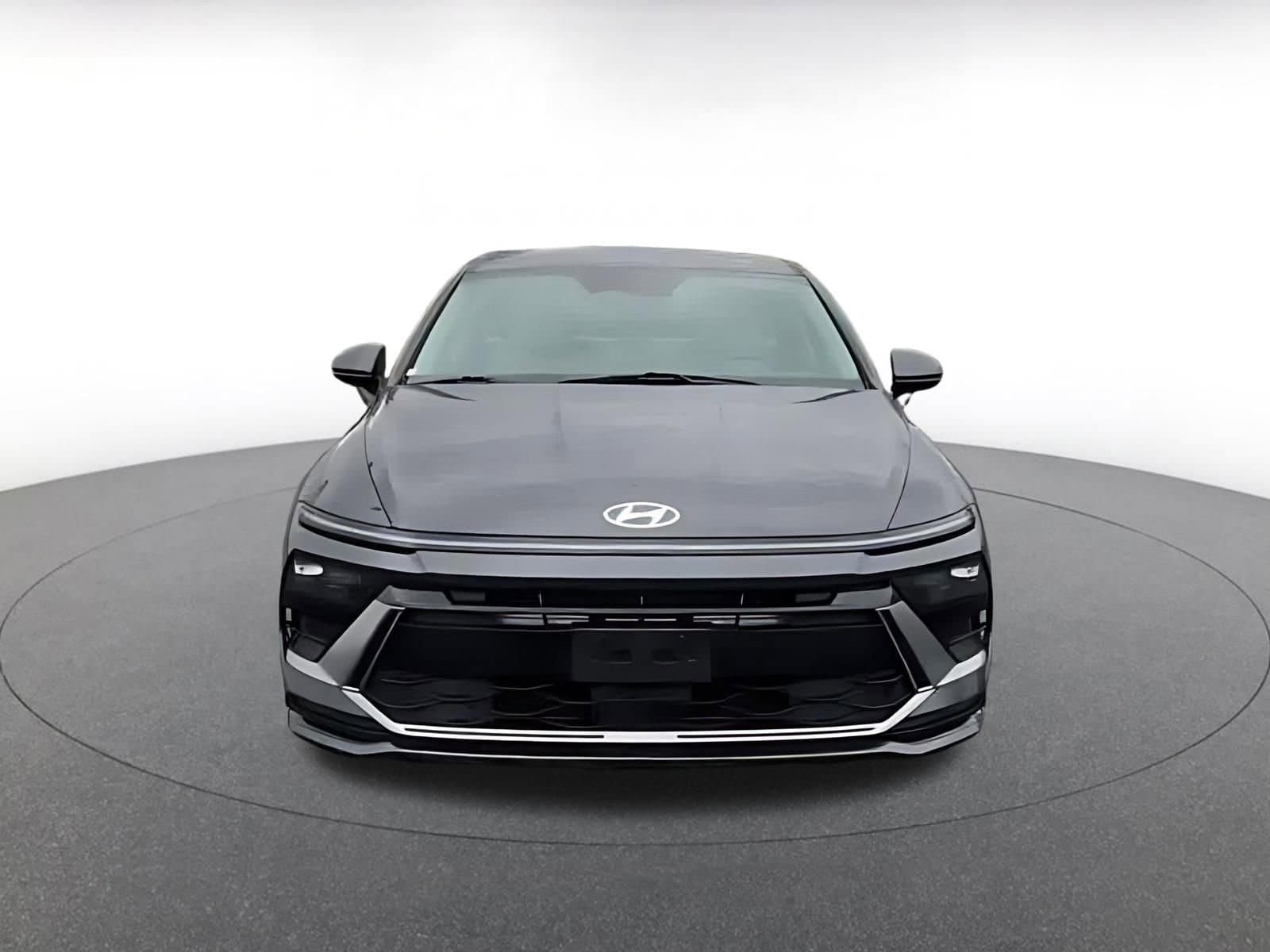 Thumbnail: 2025 Hyundai Sonata - 4