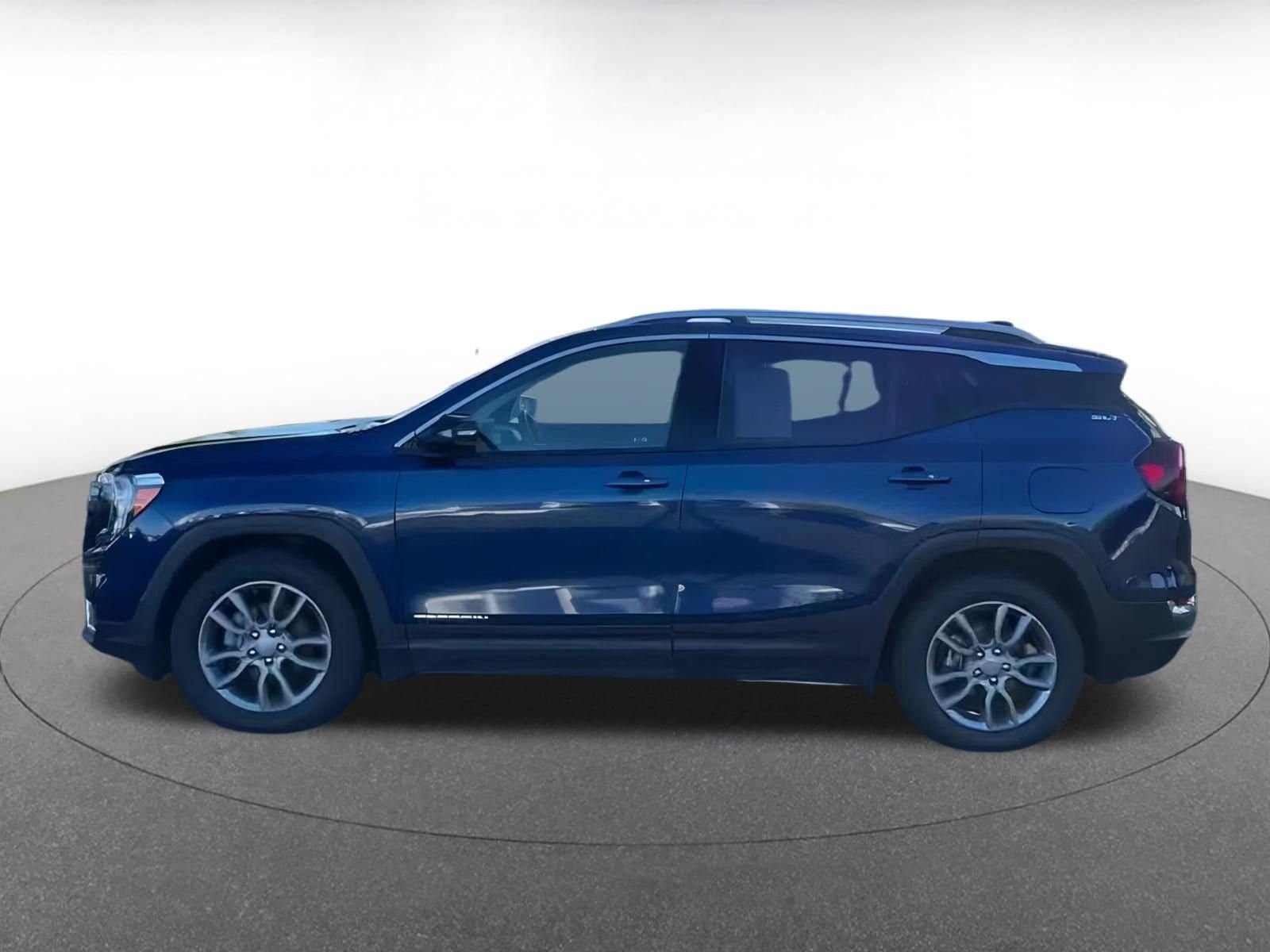 Thumbnail: 2023 GMC Terrain - 10