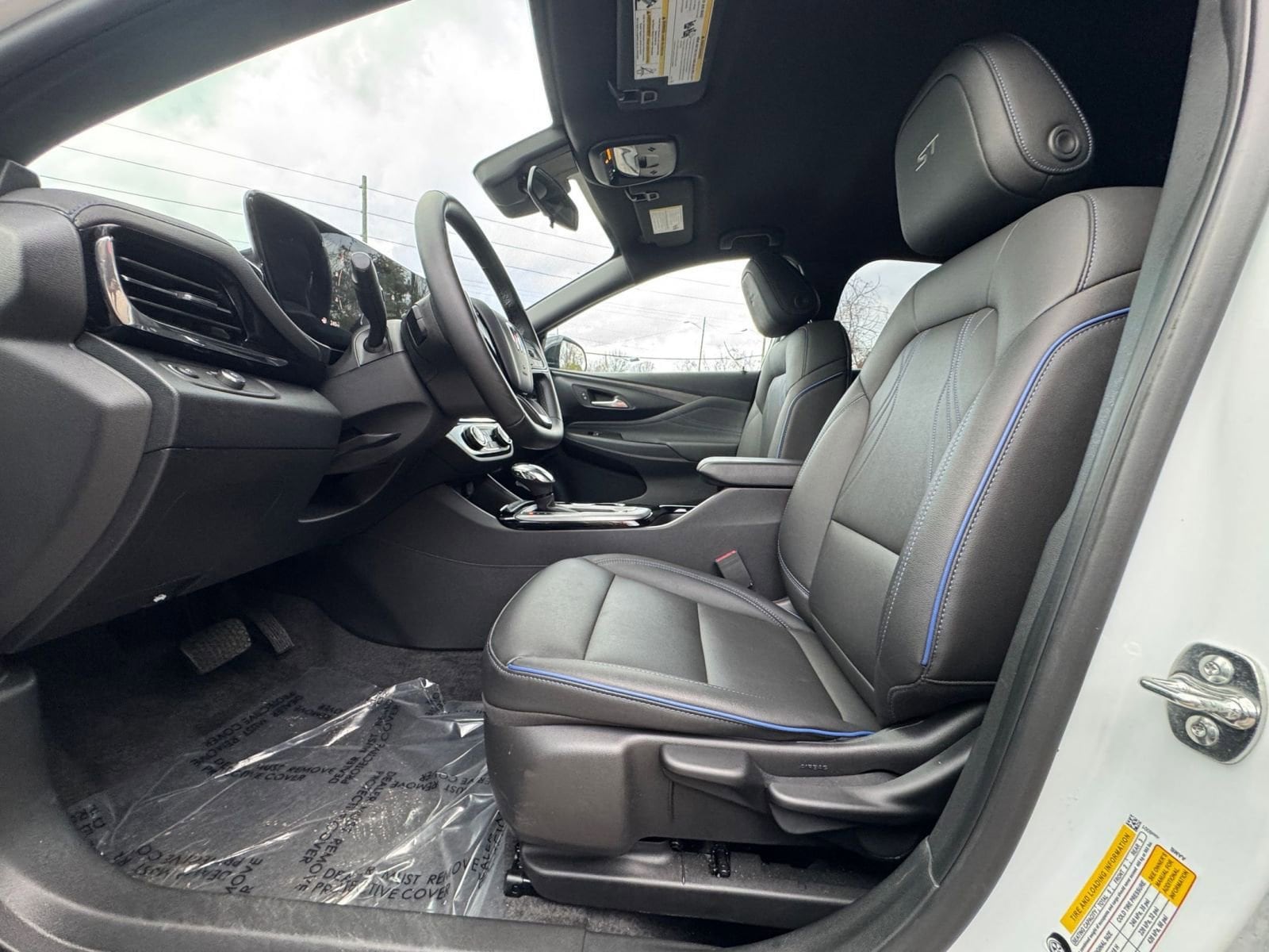 Thumbnail: 2025 Buick Envista - 23