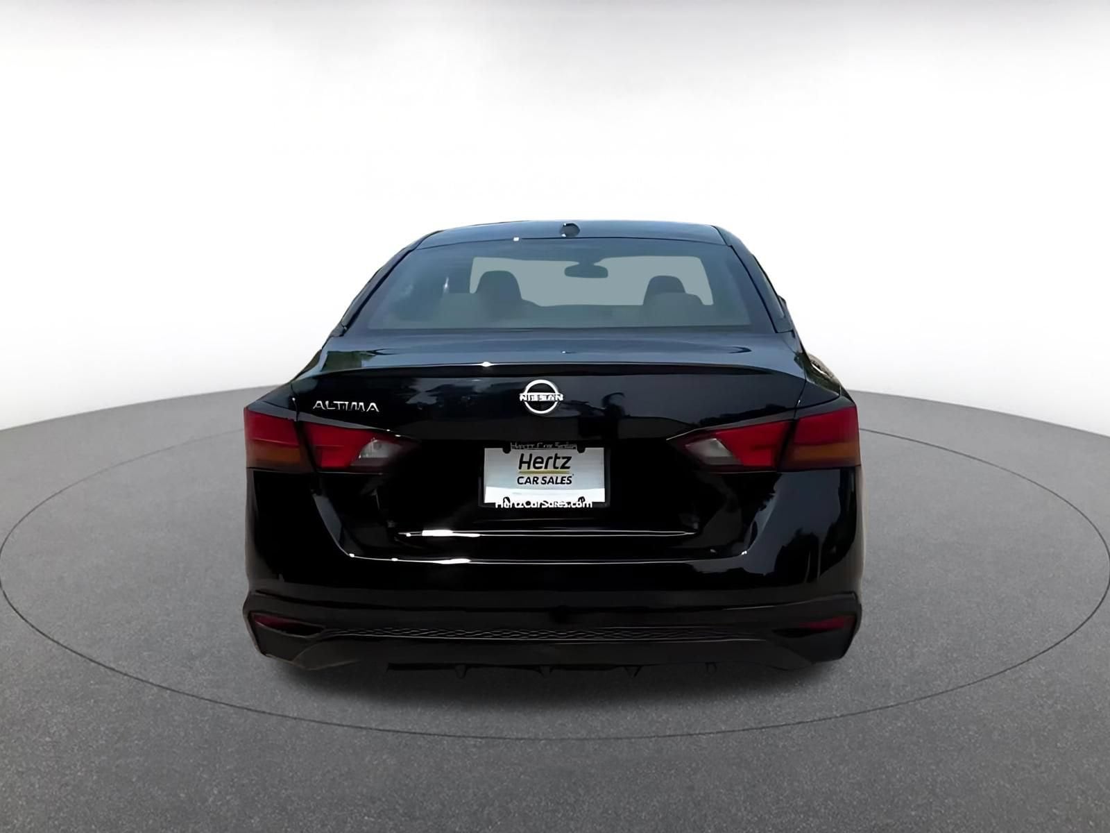Thumbnail: 2025 Nissan Altima - 12