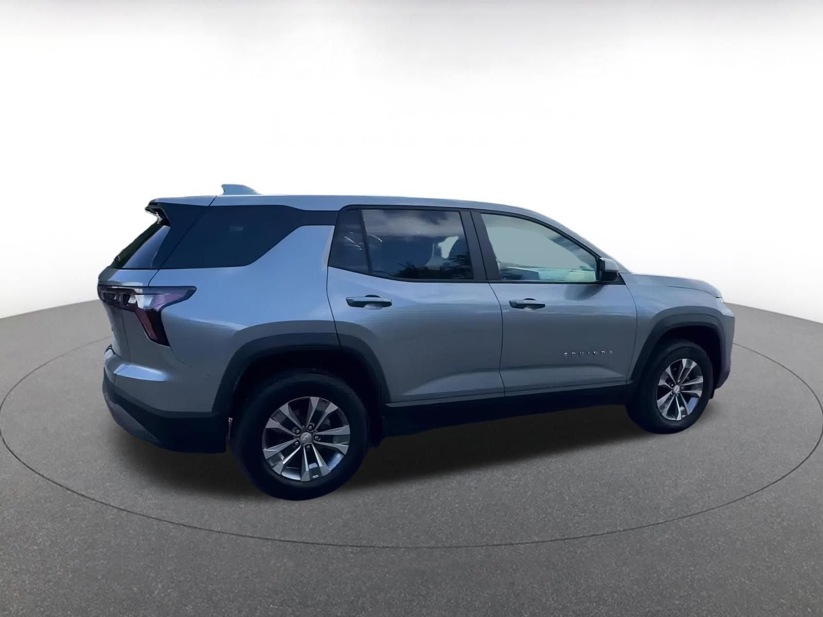 Thumbnail: 2025 Chevrolet Equinox - 18