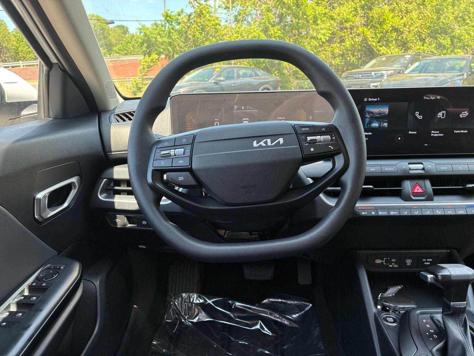 Thumbnail: 2025 Kia K4 - 33