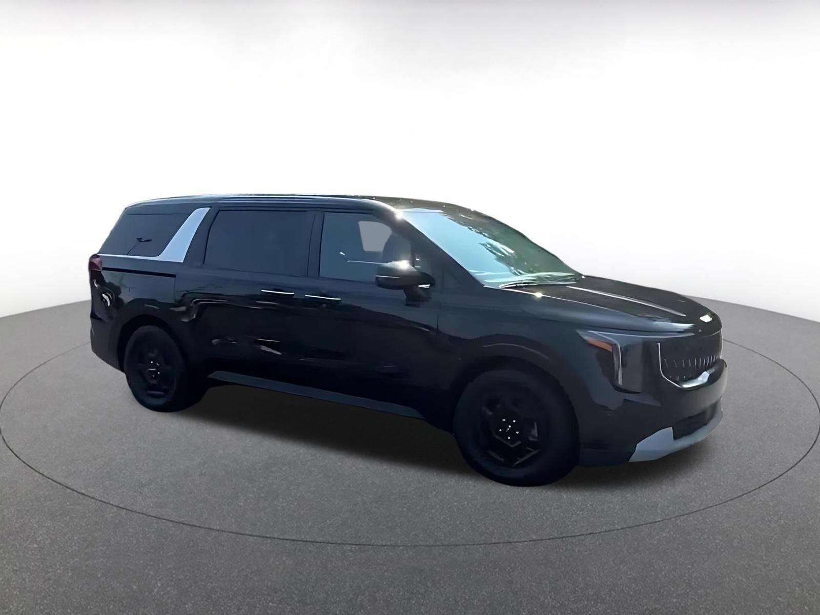 Thumbnail: 2026 Kia Carnival - 3