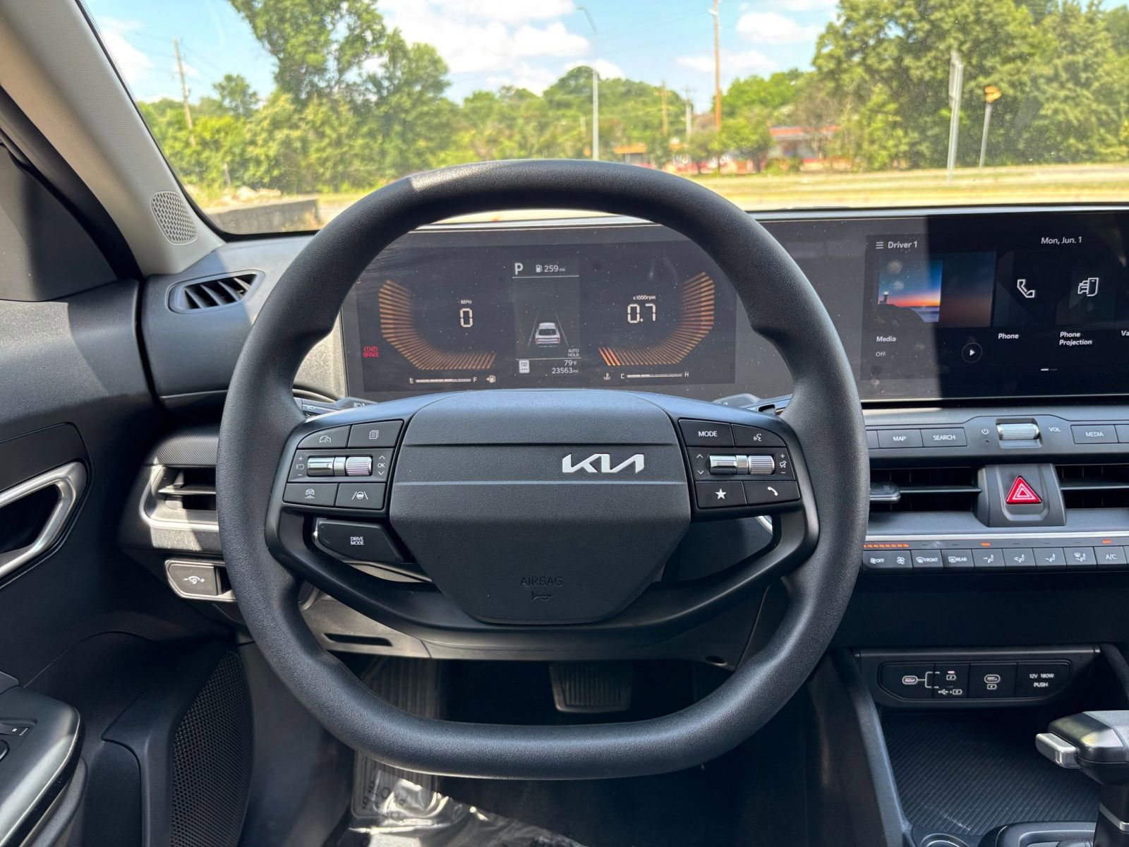 Thumbnail: 2025 Kia K4 - 31