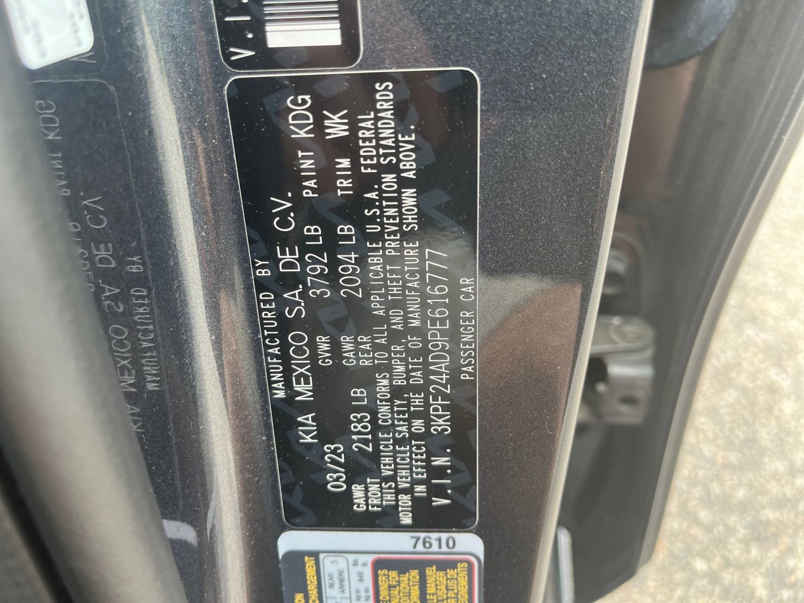 2023 Kia Forte LXS 18