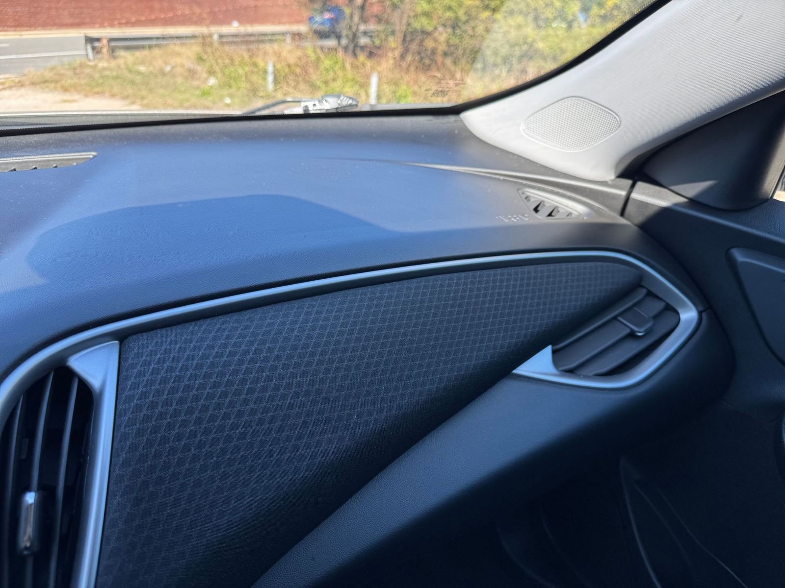 Thumbnail: 2023 Chevrolet Malibu - 30