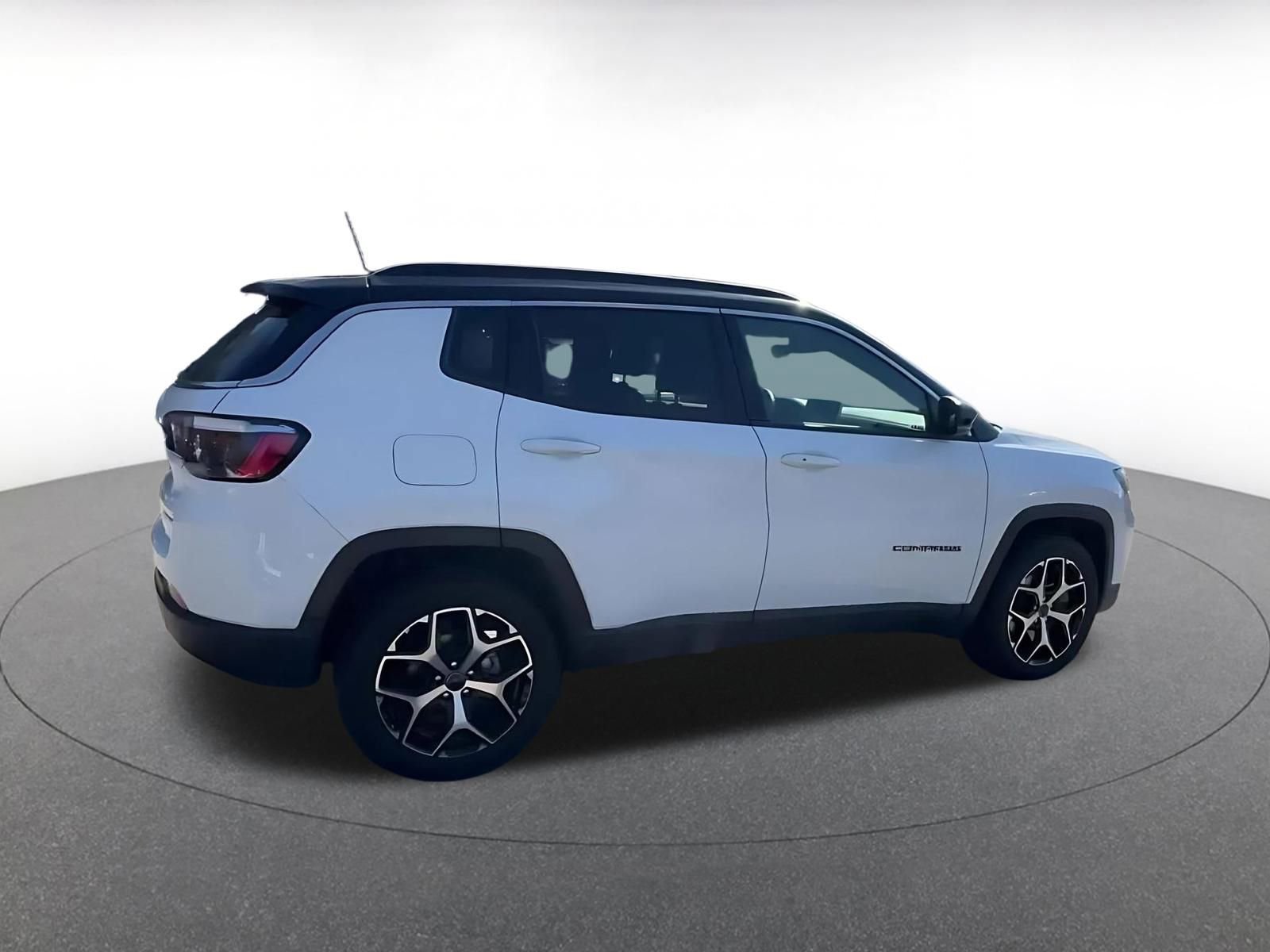 Thumbnail: 2025 Jeep Compass - 15