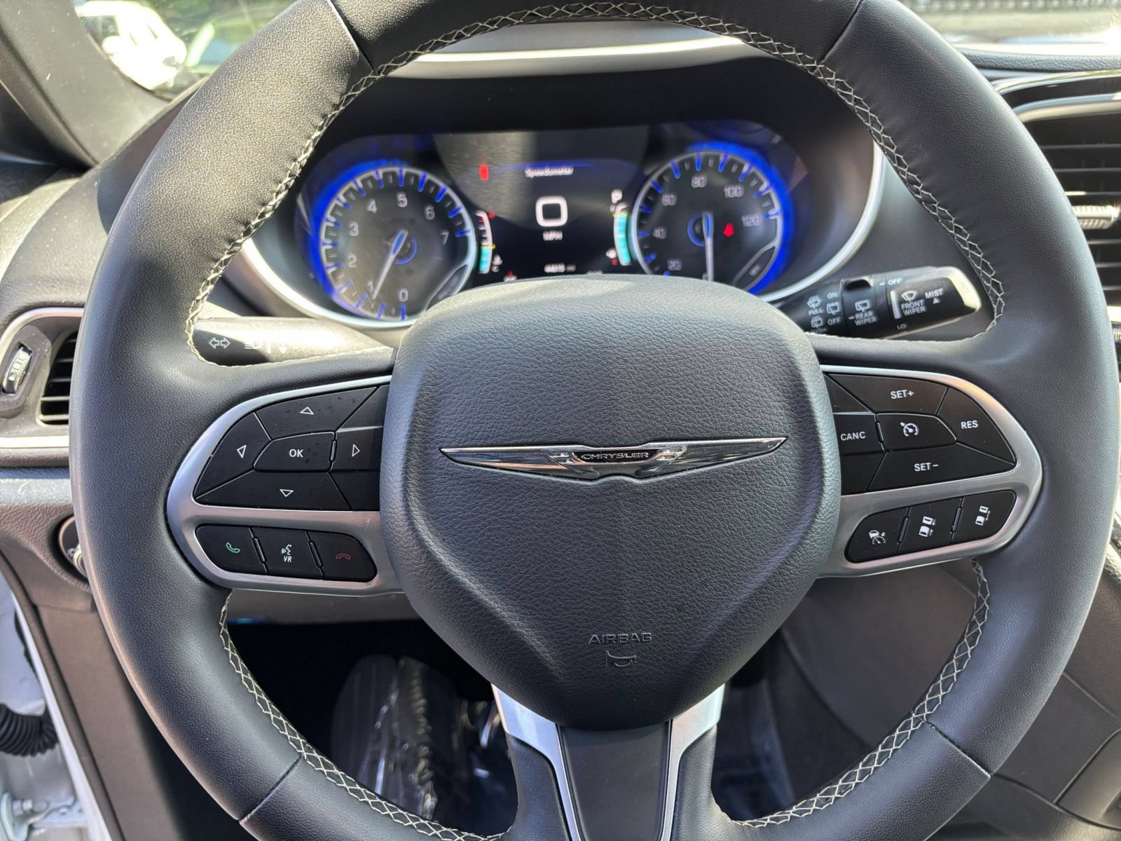Thumbnail: 2025 Chrysler Pacifica - 28