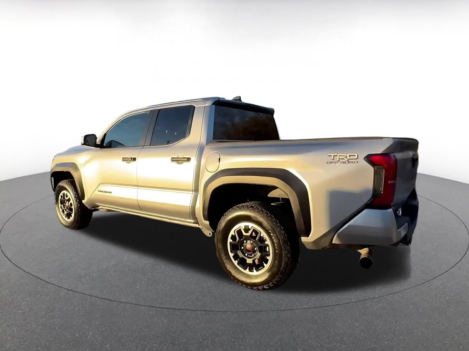 Thumbnail: 2025 Toyota Tacoma - 9