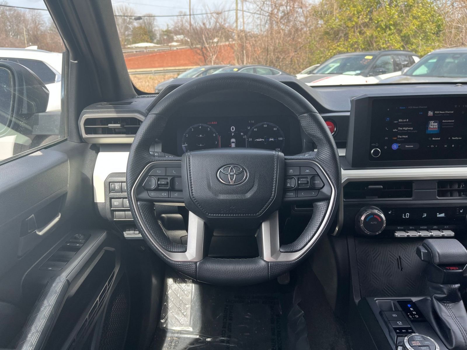 Thumbnail: 2024 Toyota Tacoma - 32