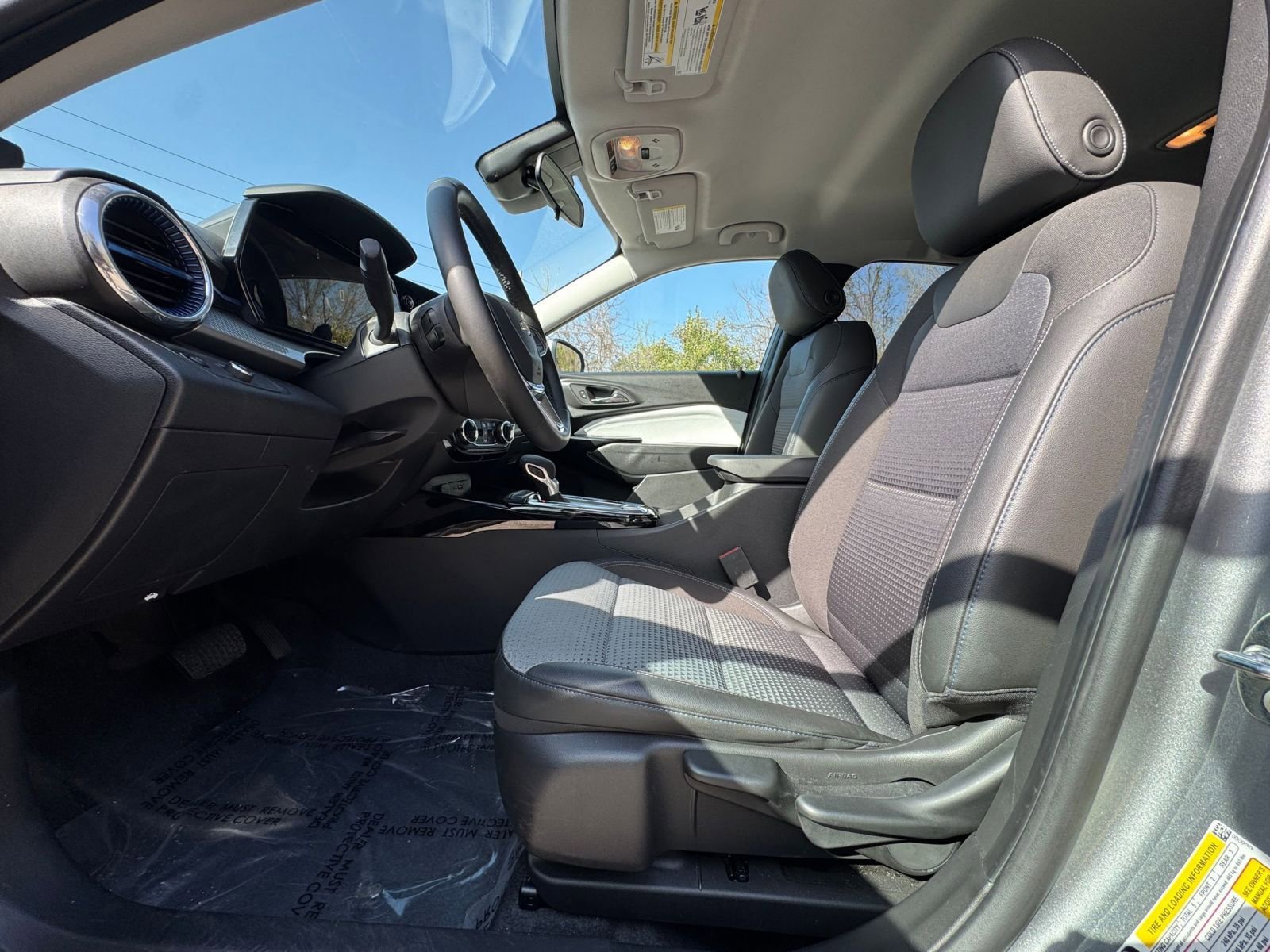 Thumbnail: 2025 Chevrolet Trax - 23