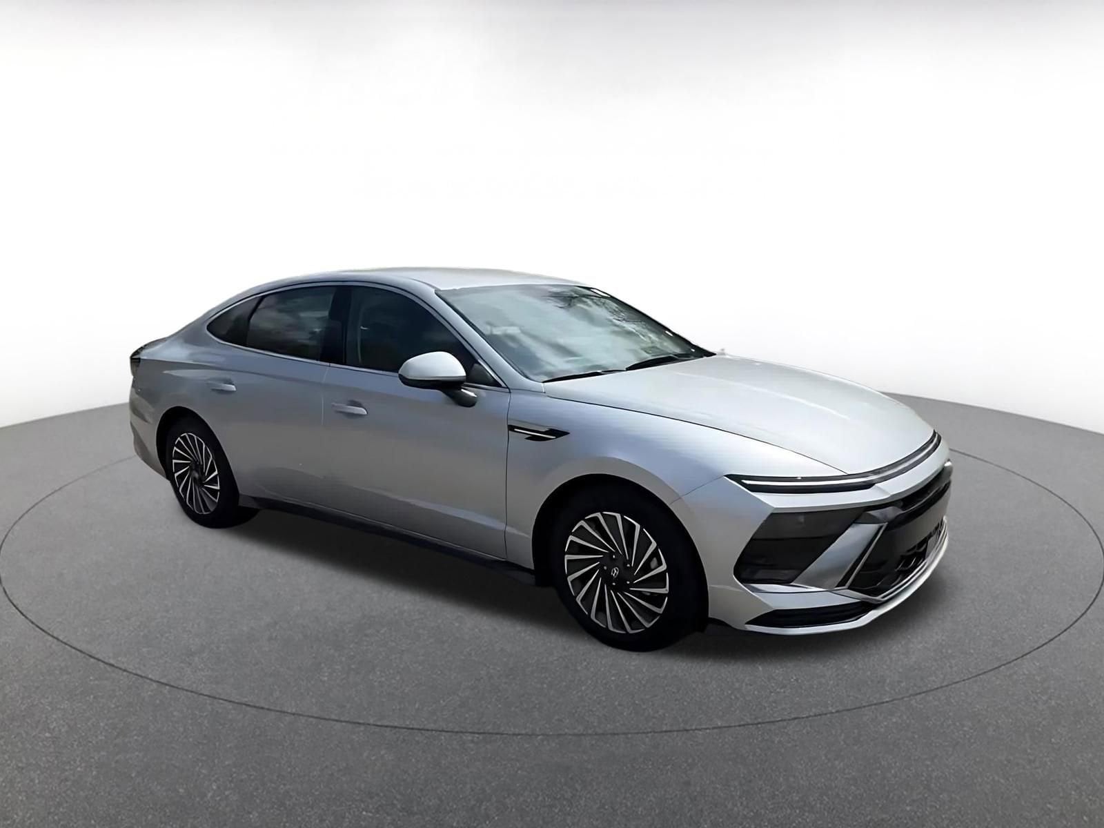 Thumbnail: 2025 Hyundai Sonata - 2
