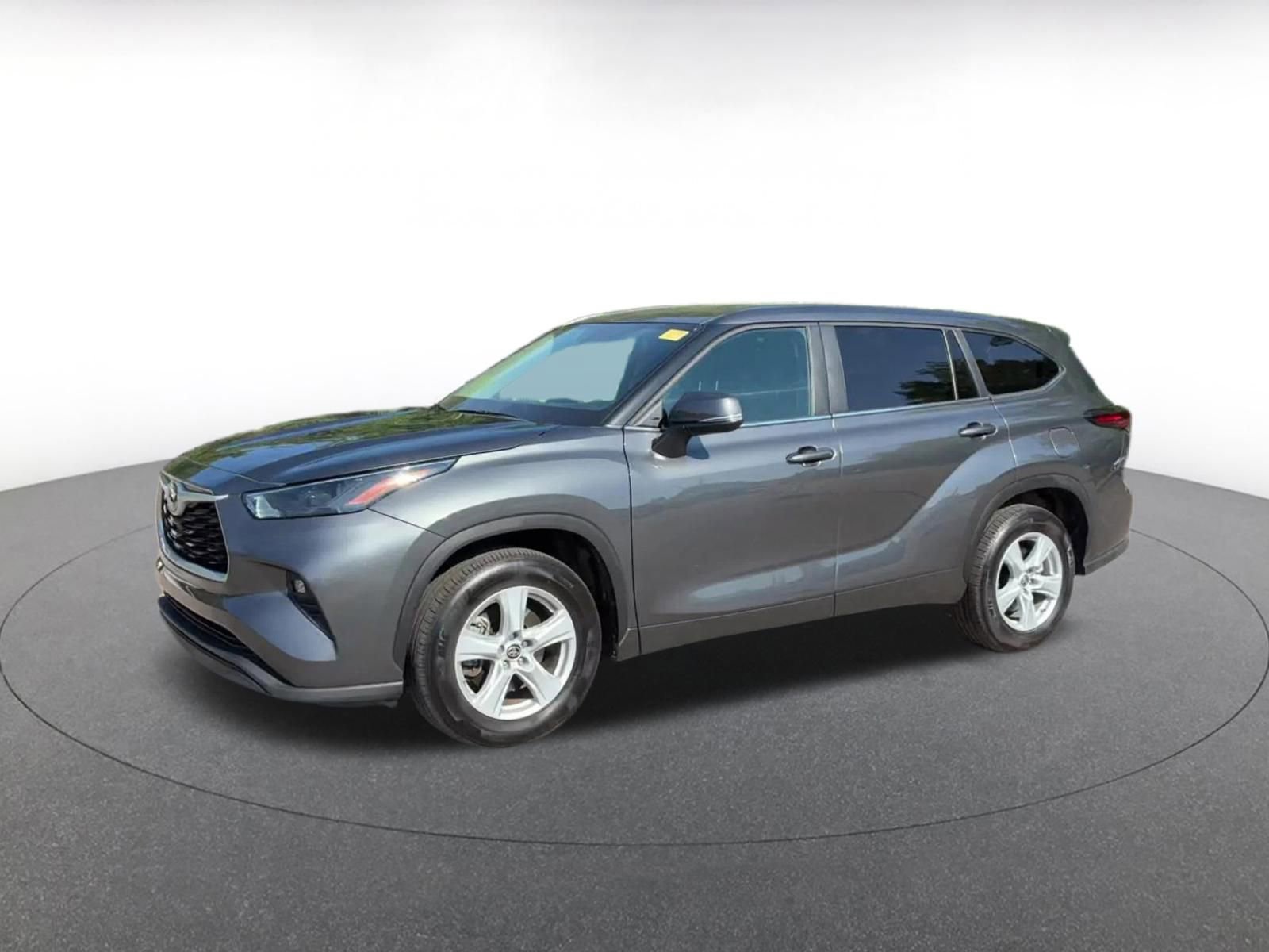 Thumbnail: 2025 Toyota Highlander - 8