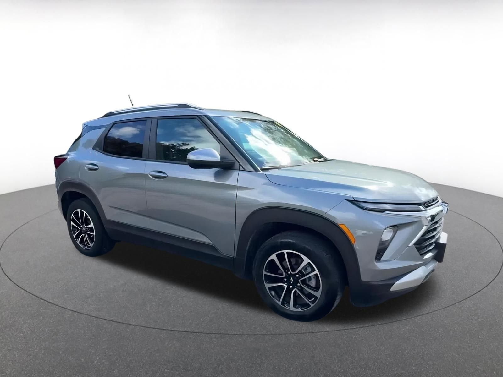 Thumbnail: 2025 Chevrolet TrailBlazer - 2