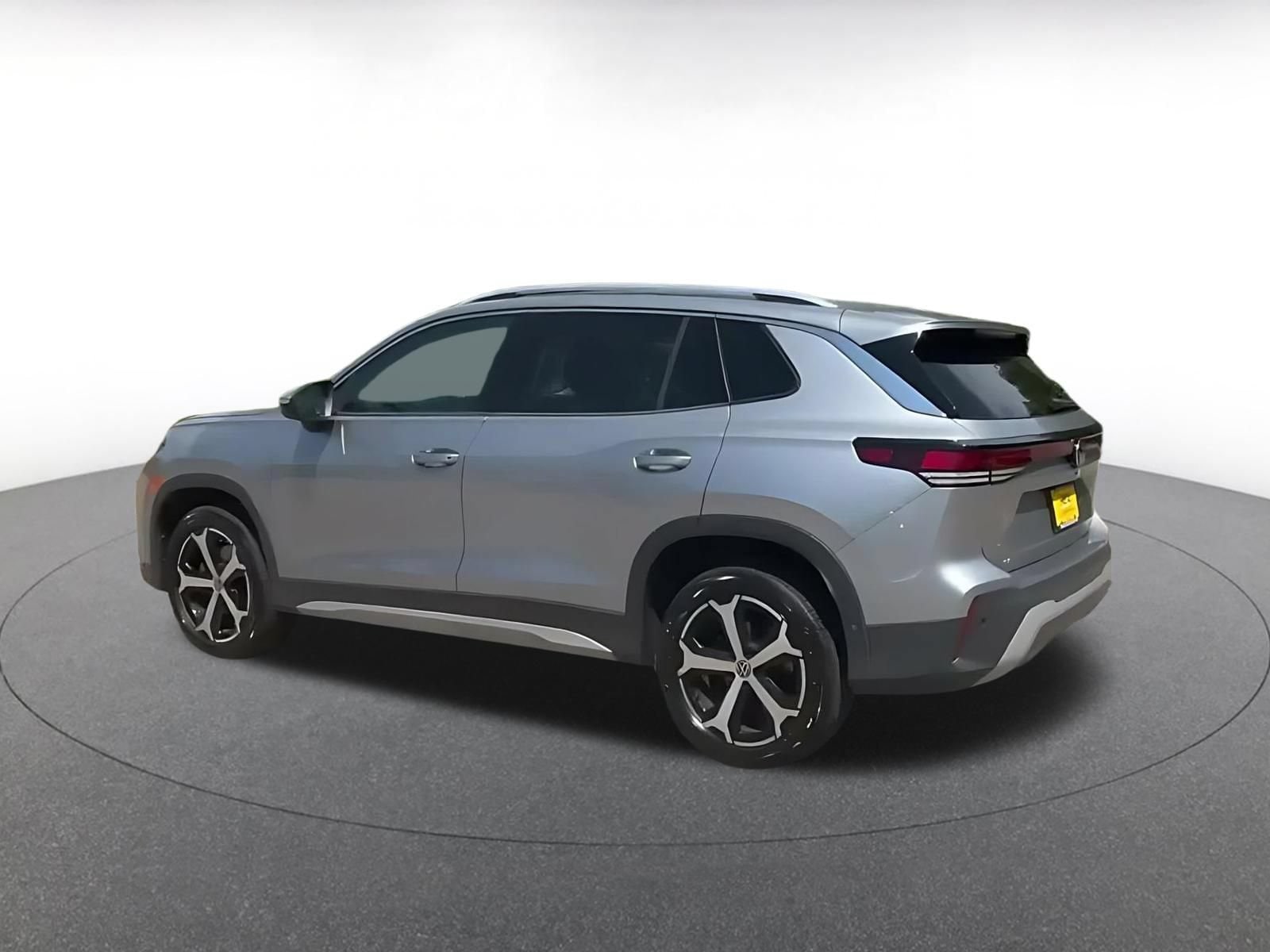 Thumbnail: 2026 Volkswagen Tiguan - 9