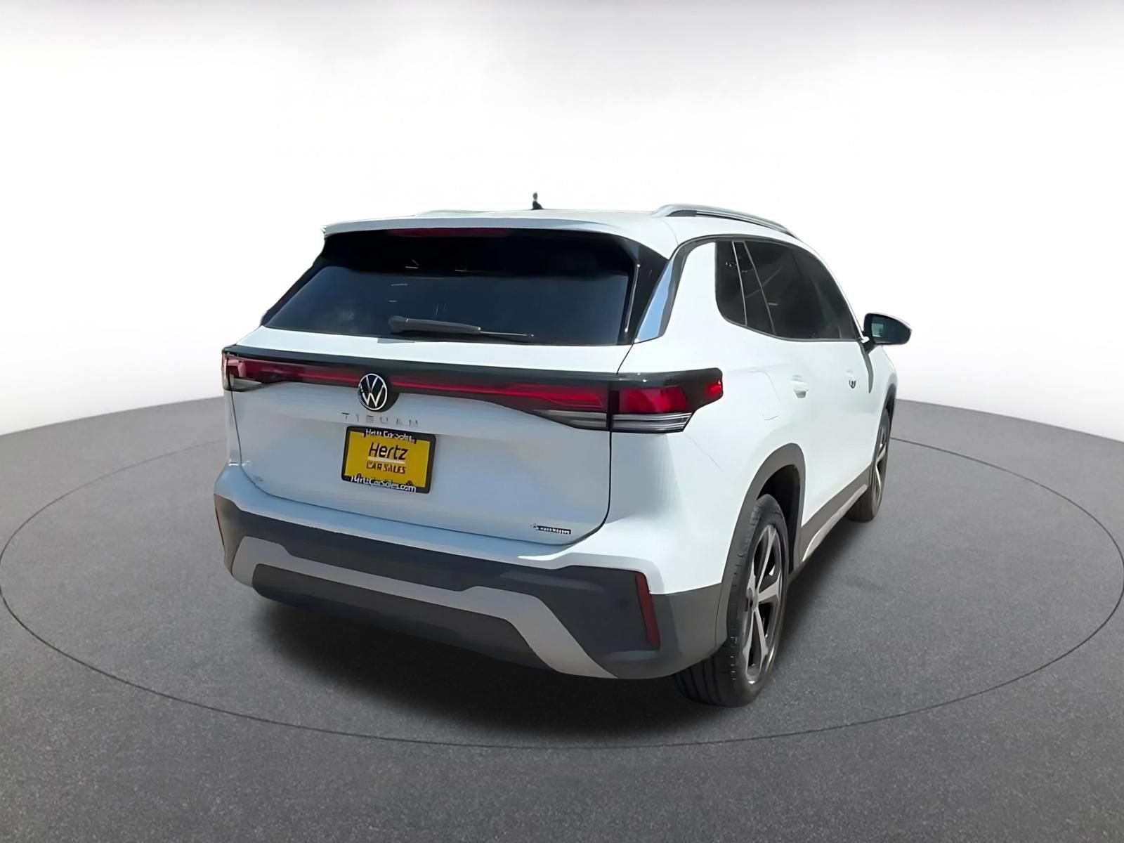 Thumbnail: 2026 Volkswagen Tiguan - 13